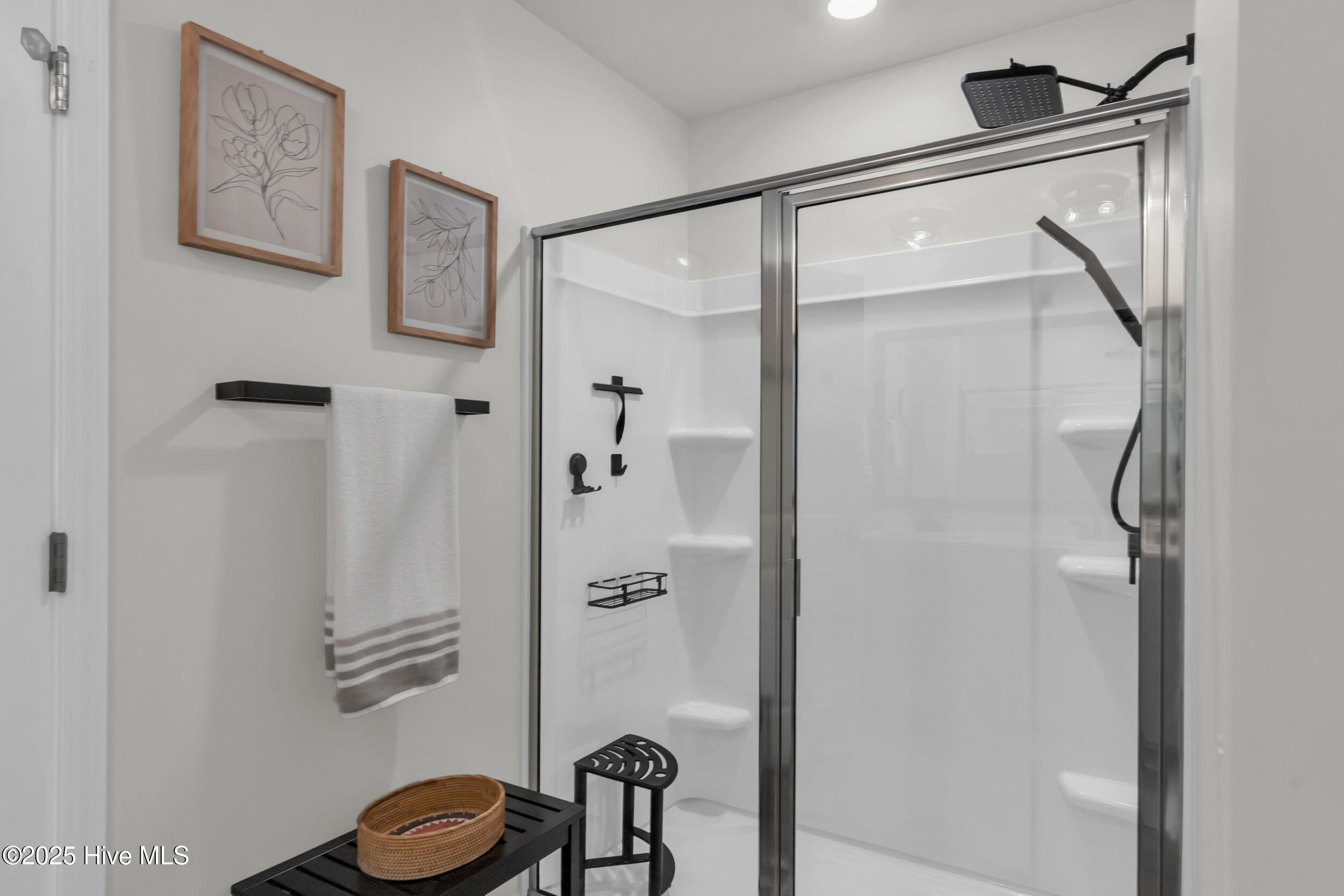 100544145 | Photo 20