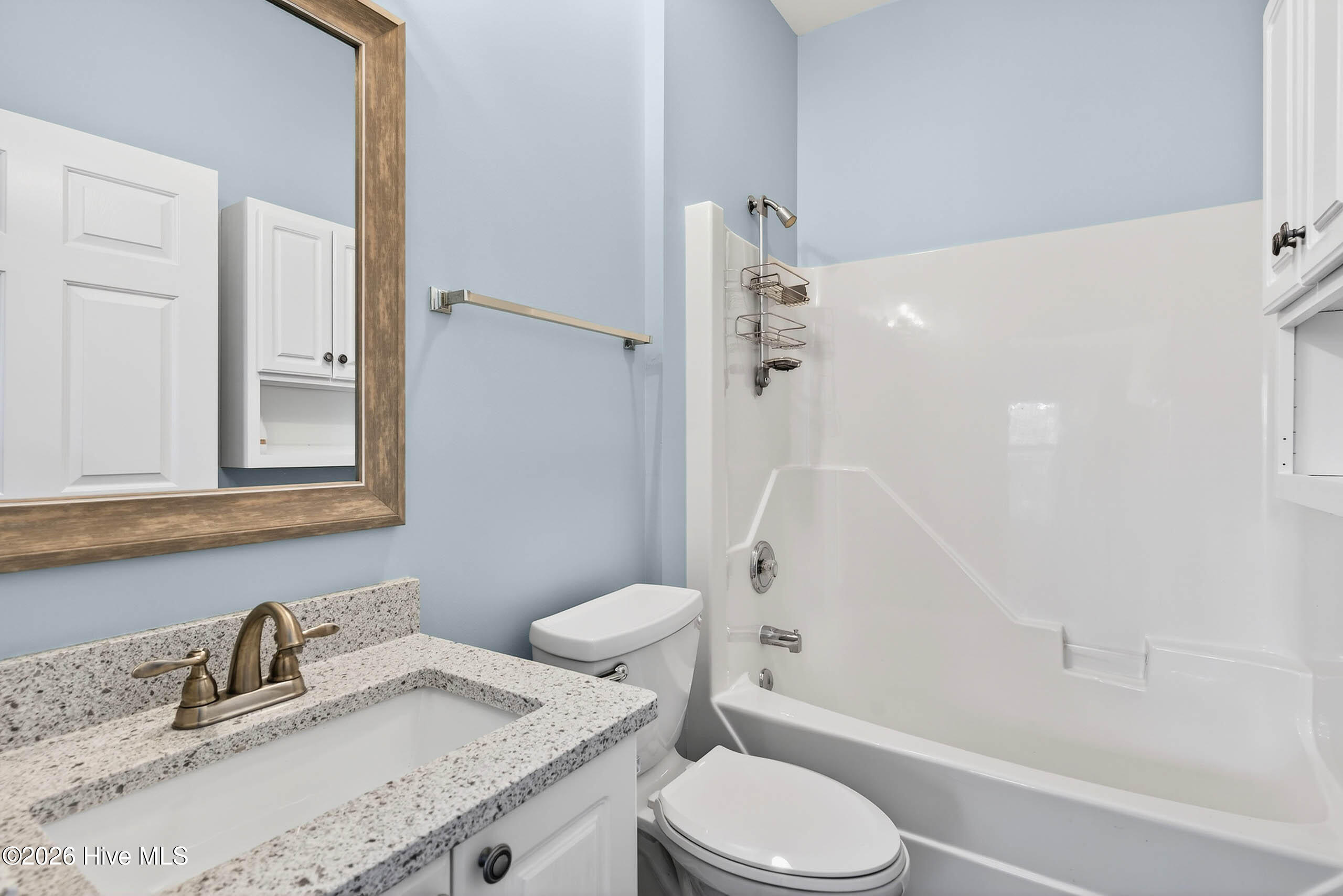 100564275 | Photo 21