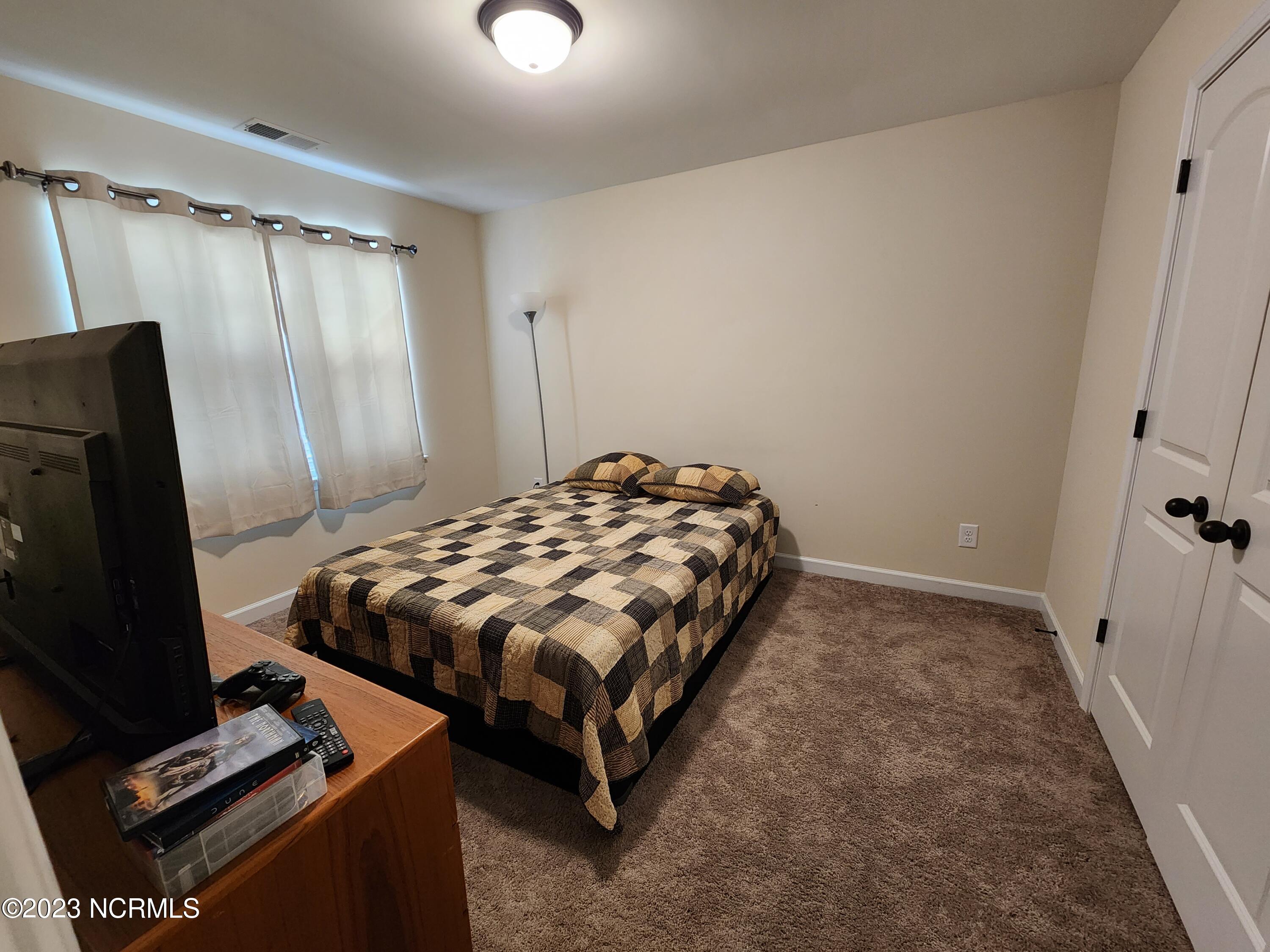 100559012 | Photo 13