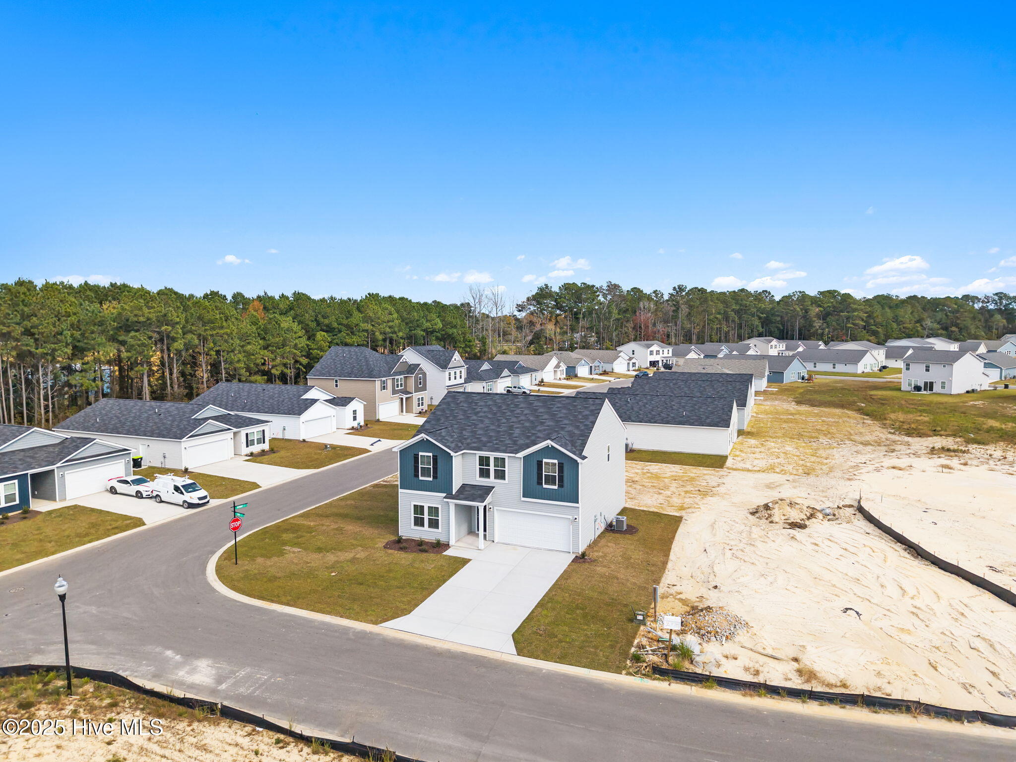 100507185 | Photo 33