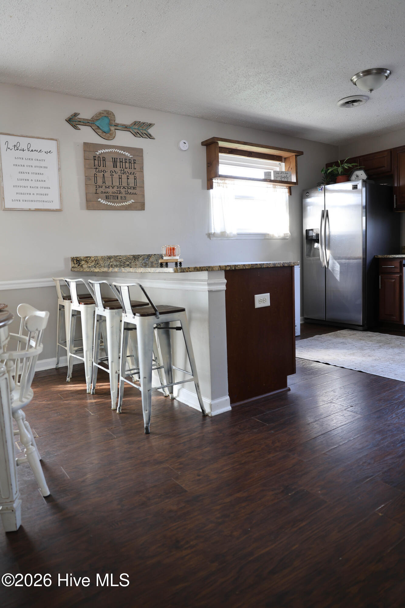 100558829 | Photo 20