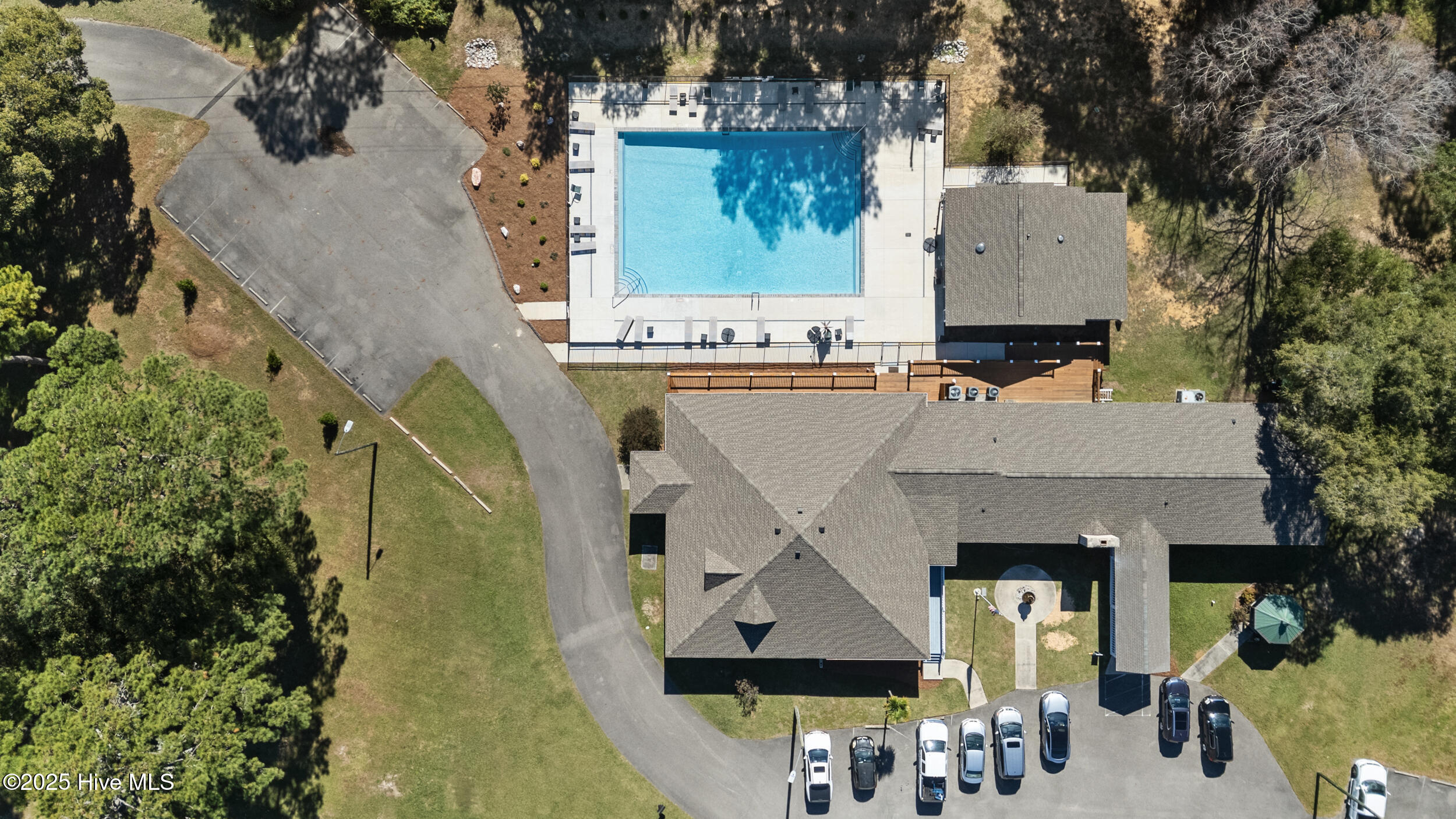 100538767 | Photo 67