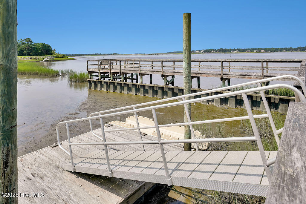 100547800 | Photo 23