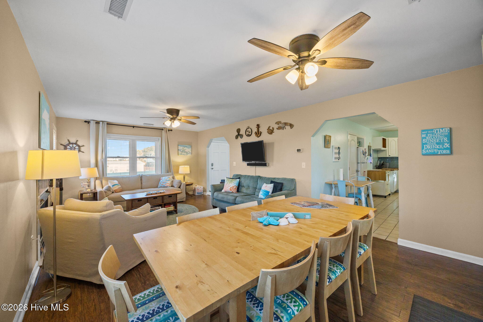 100553918 | Photo 13