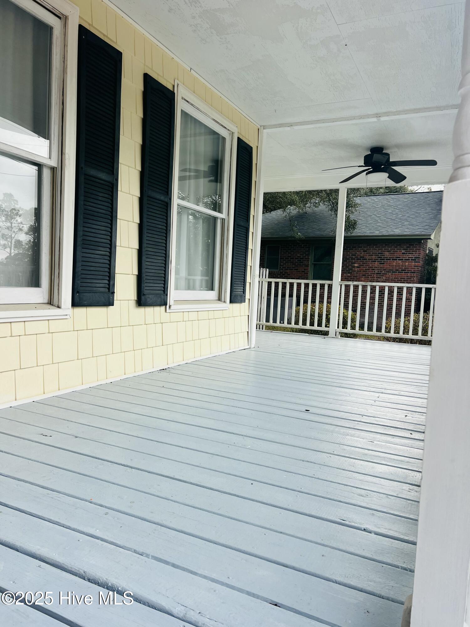 100544545 | Photo 11