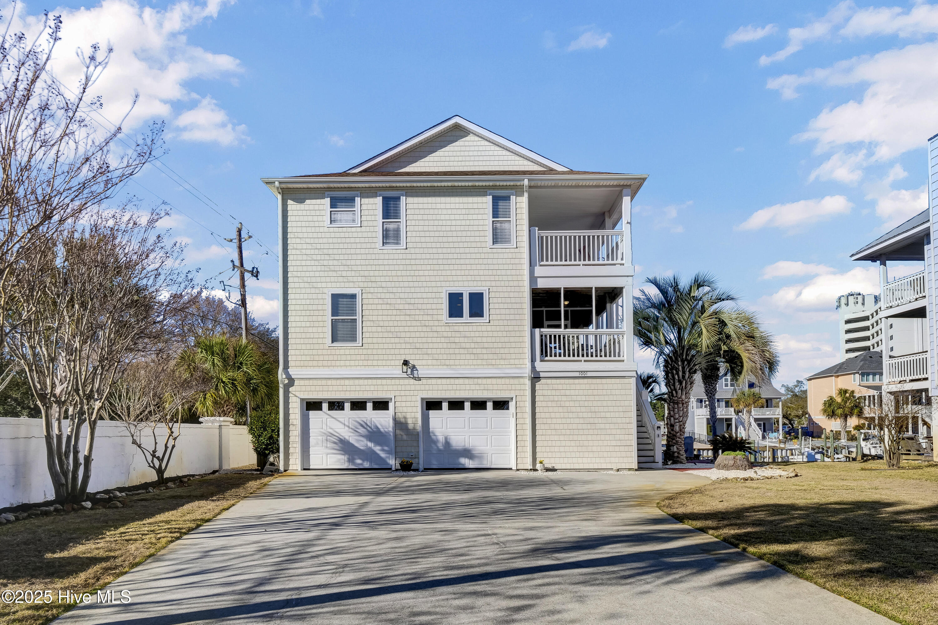 100497628 | Photo 56