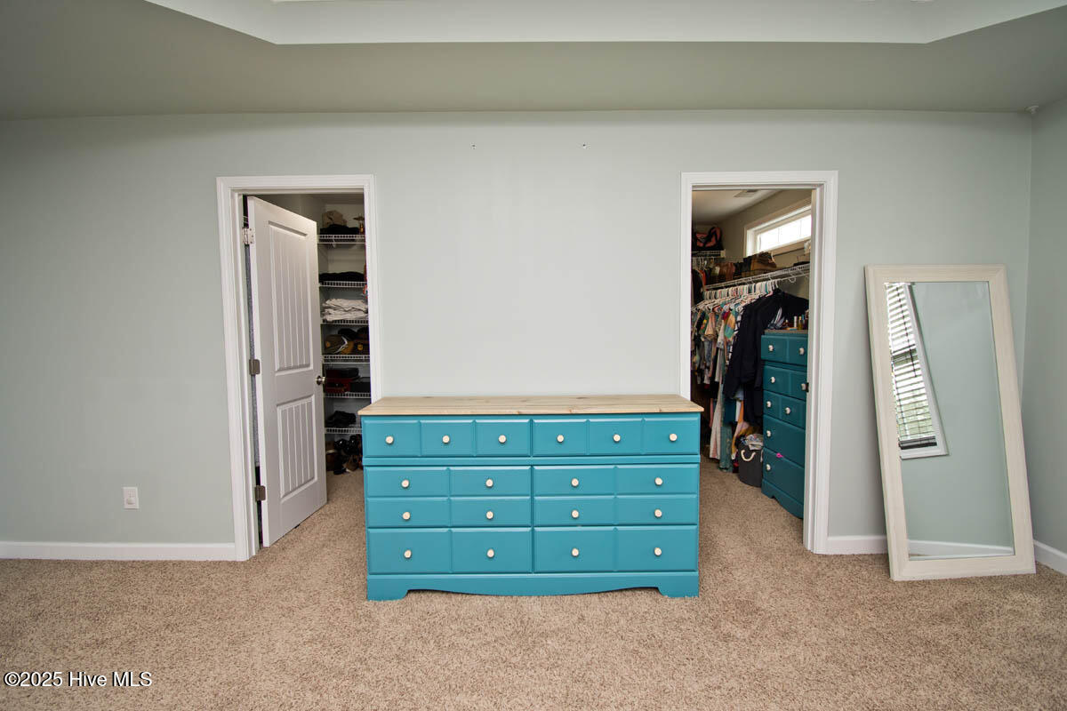 100534279 | Photo 28