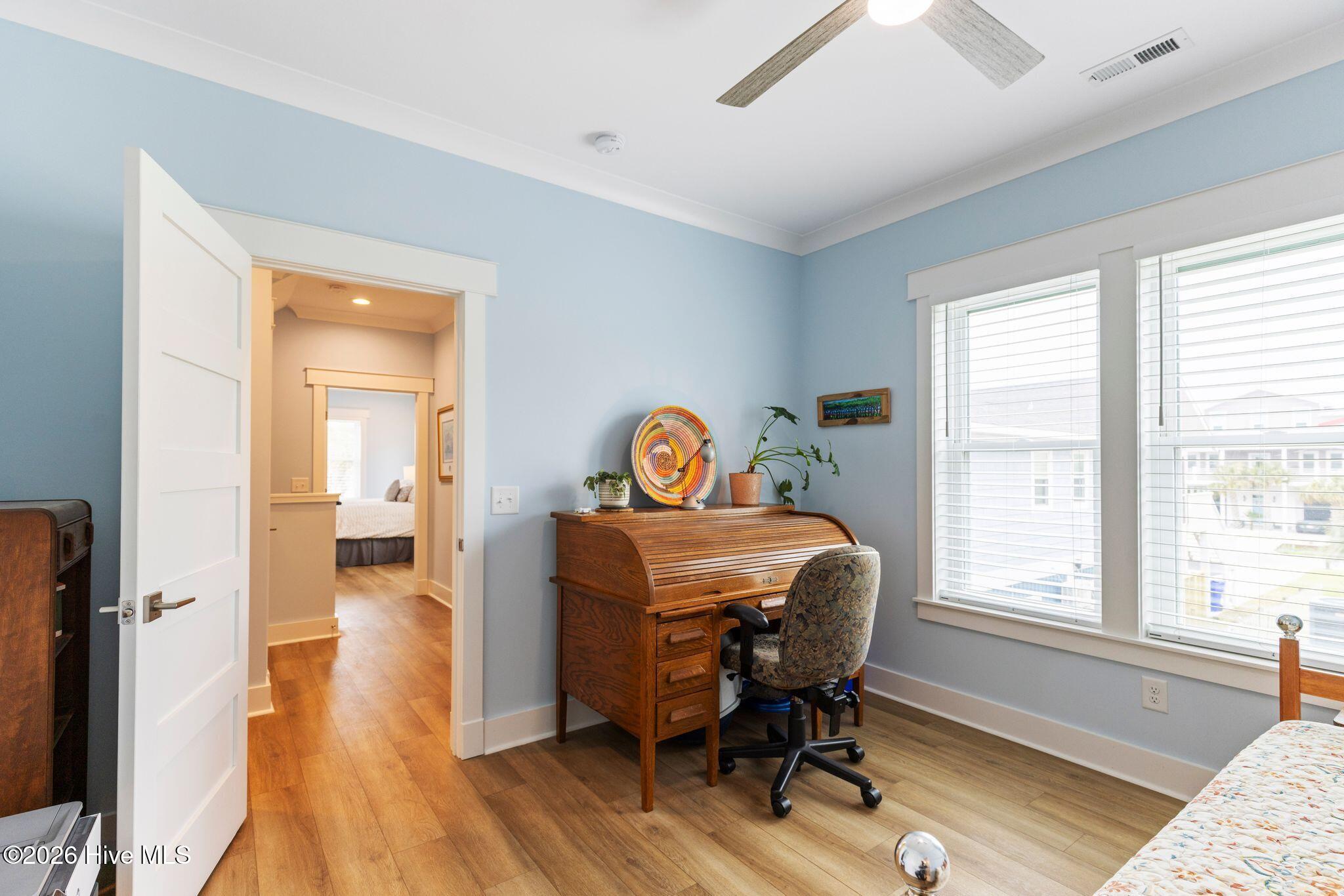 100570540 | Photo 20