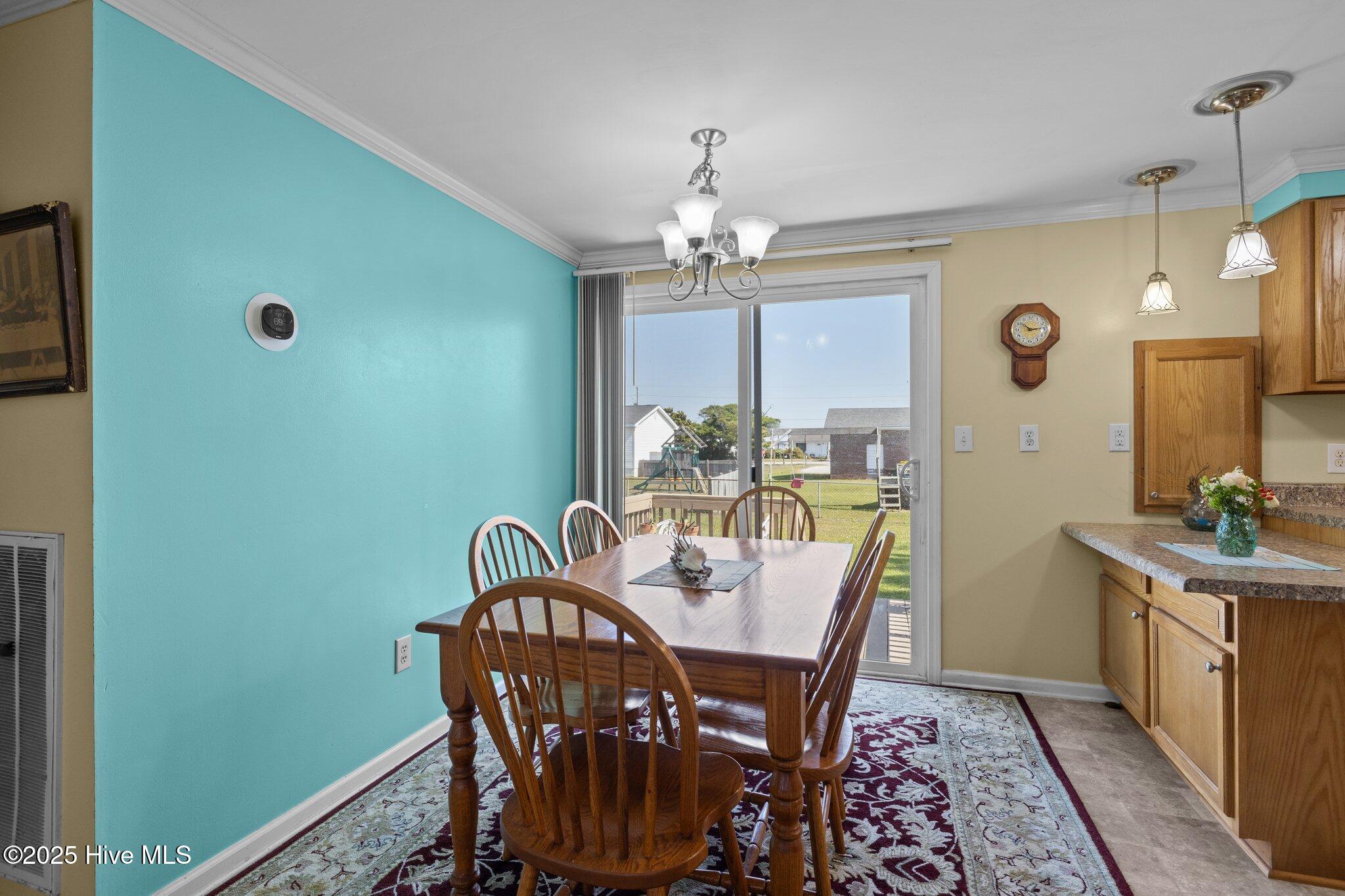 139 Diamond City Drive, Harkers Island, NC, 28531