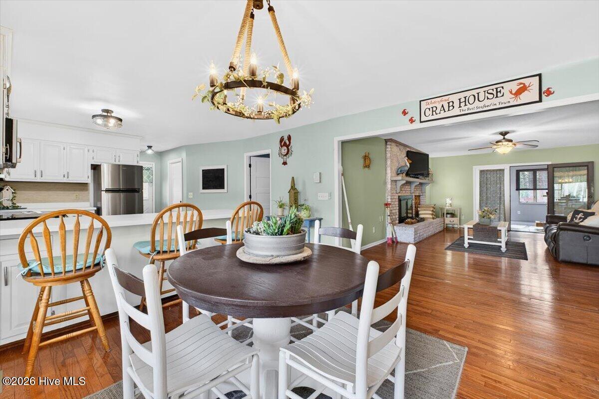 100554267 | Photo 14