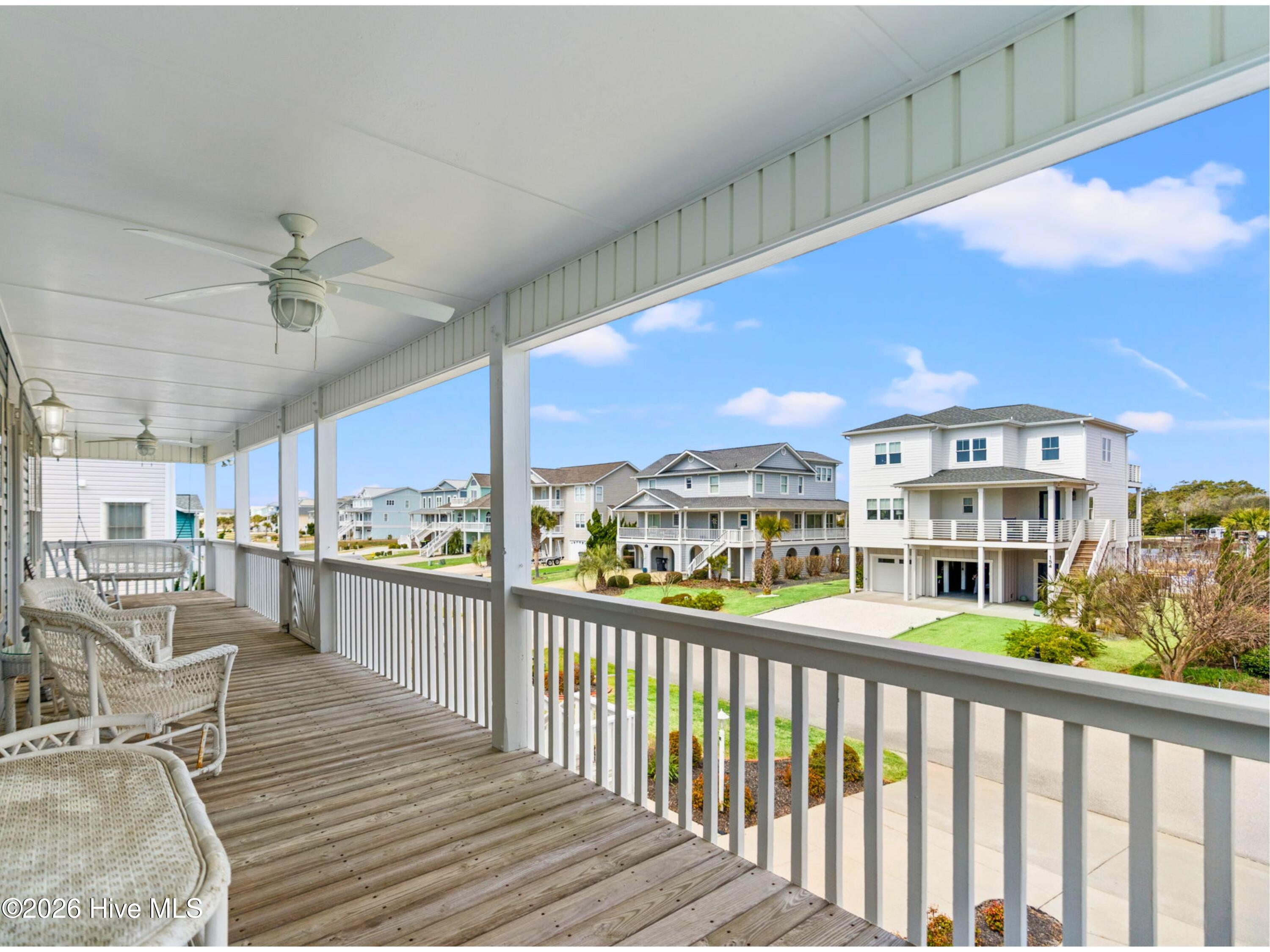 100564720 | Photo 26