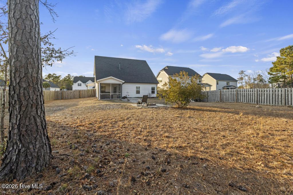 100554111 | Photo 34