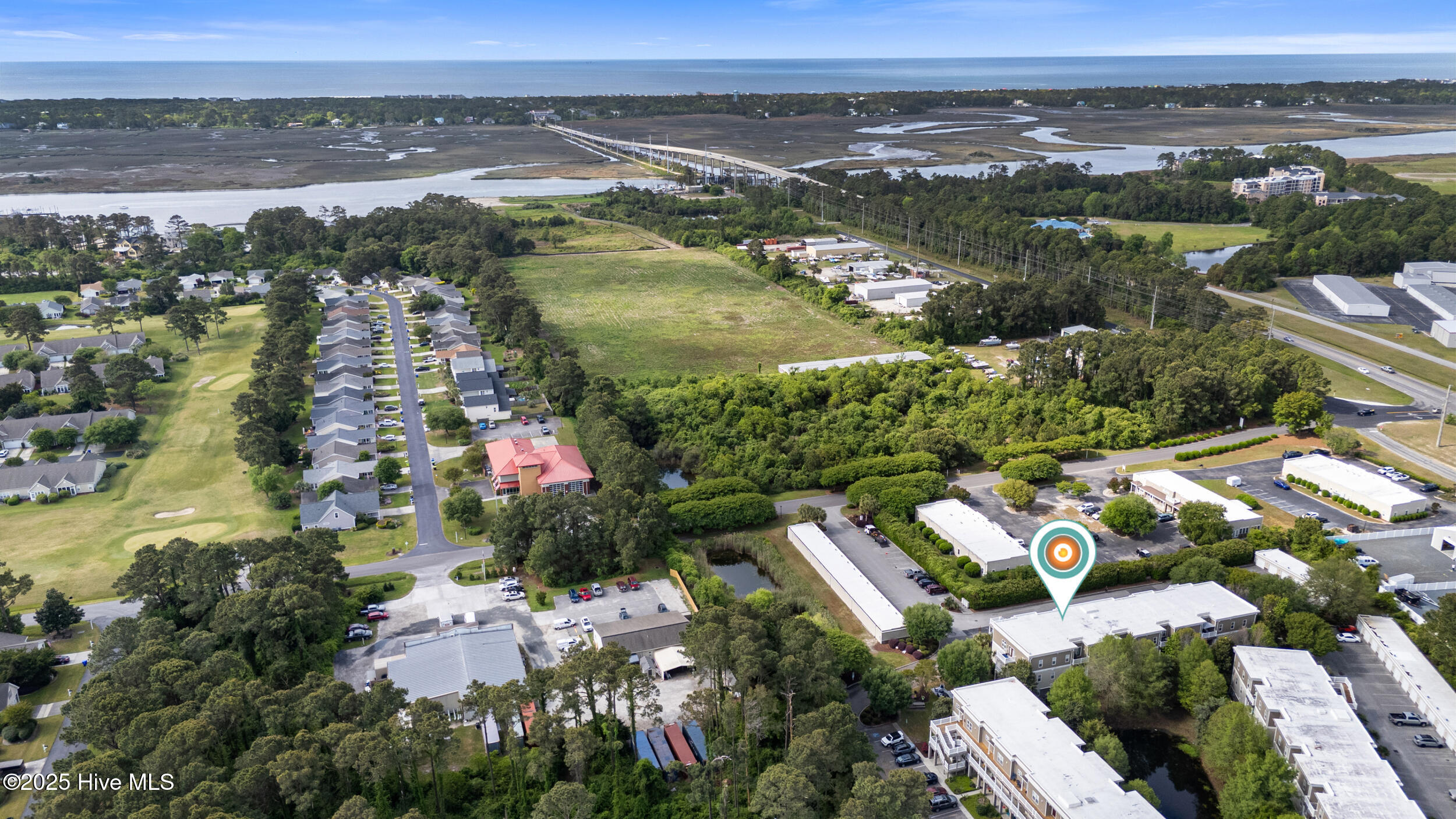 100547430 | Photo 22