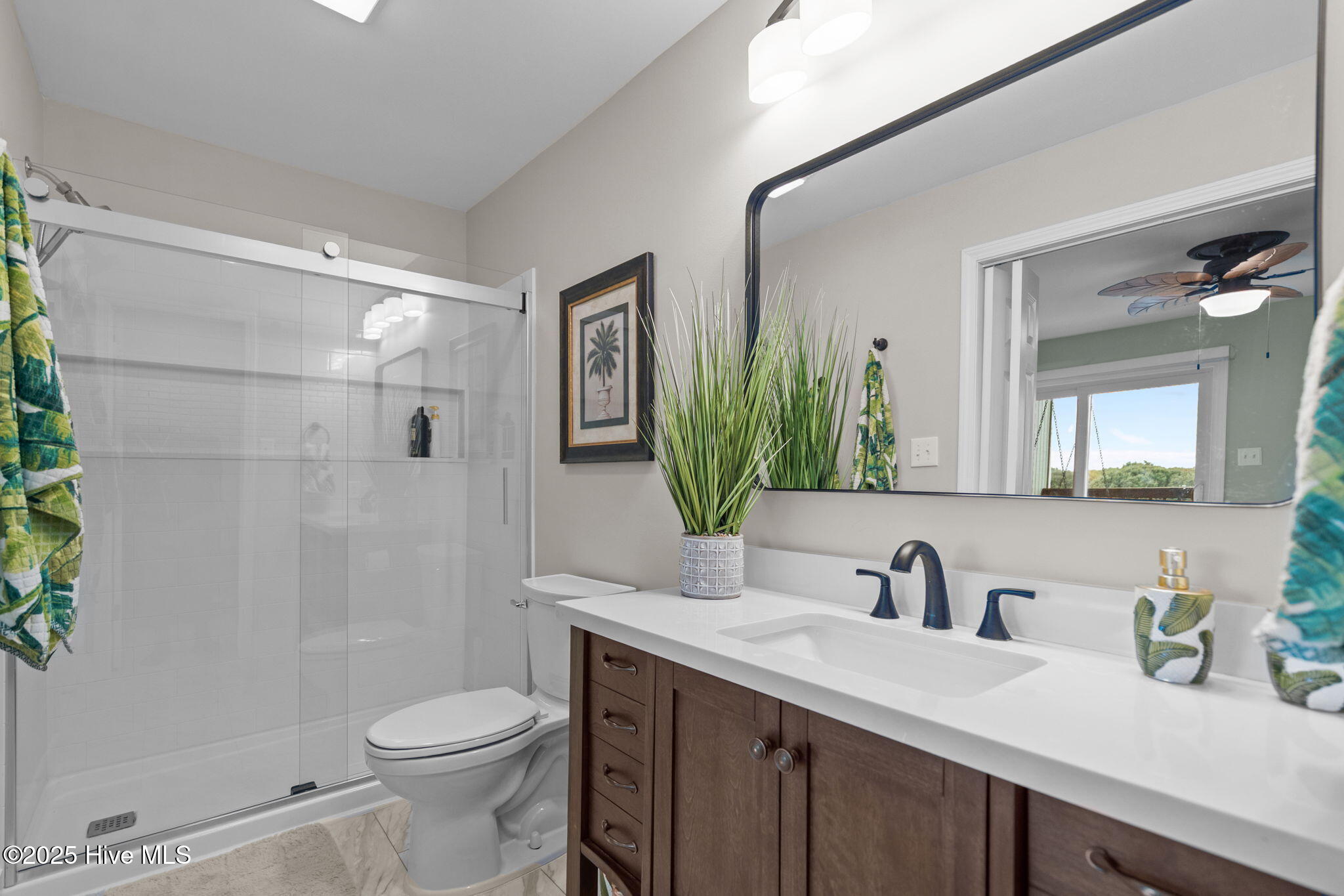 100539622 | Photo 28