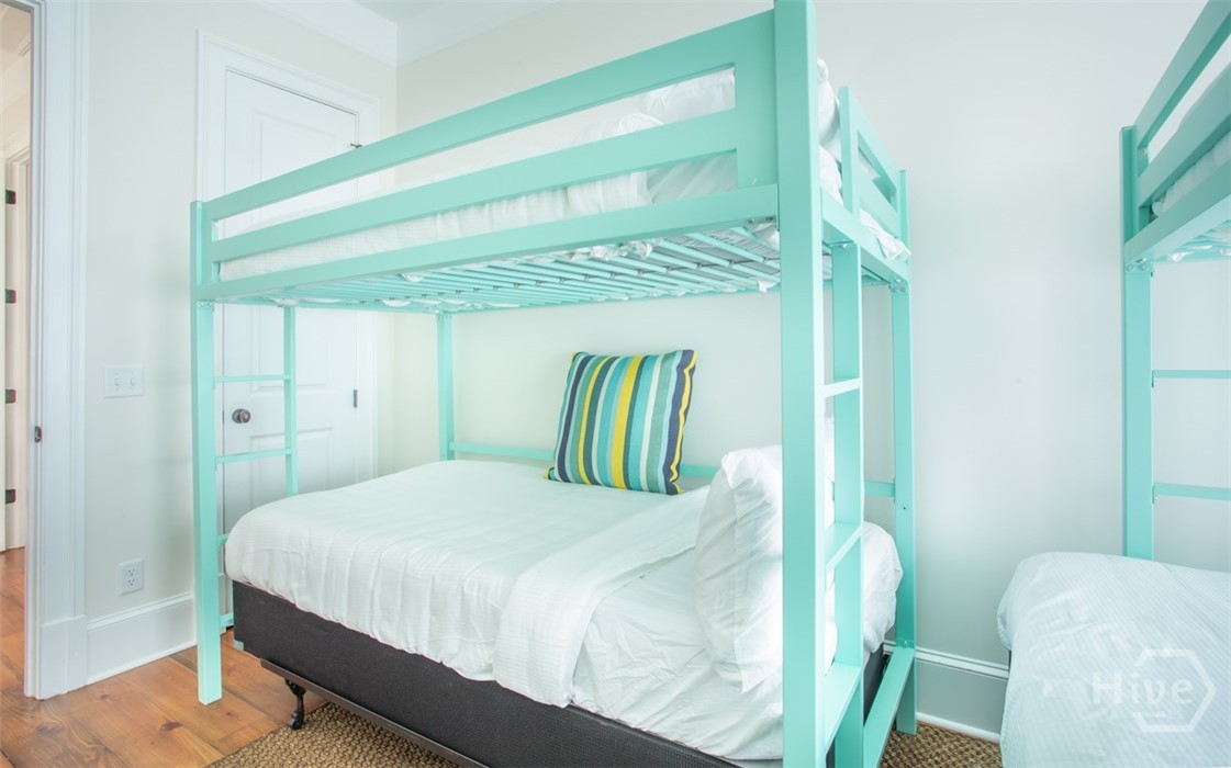 320 E Hall Street, Savannah, GA, 31401