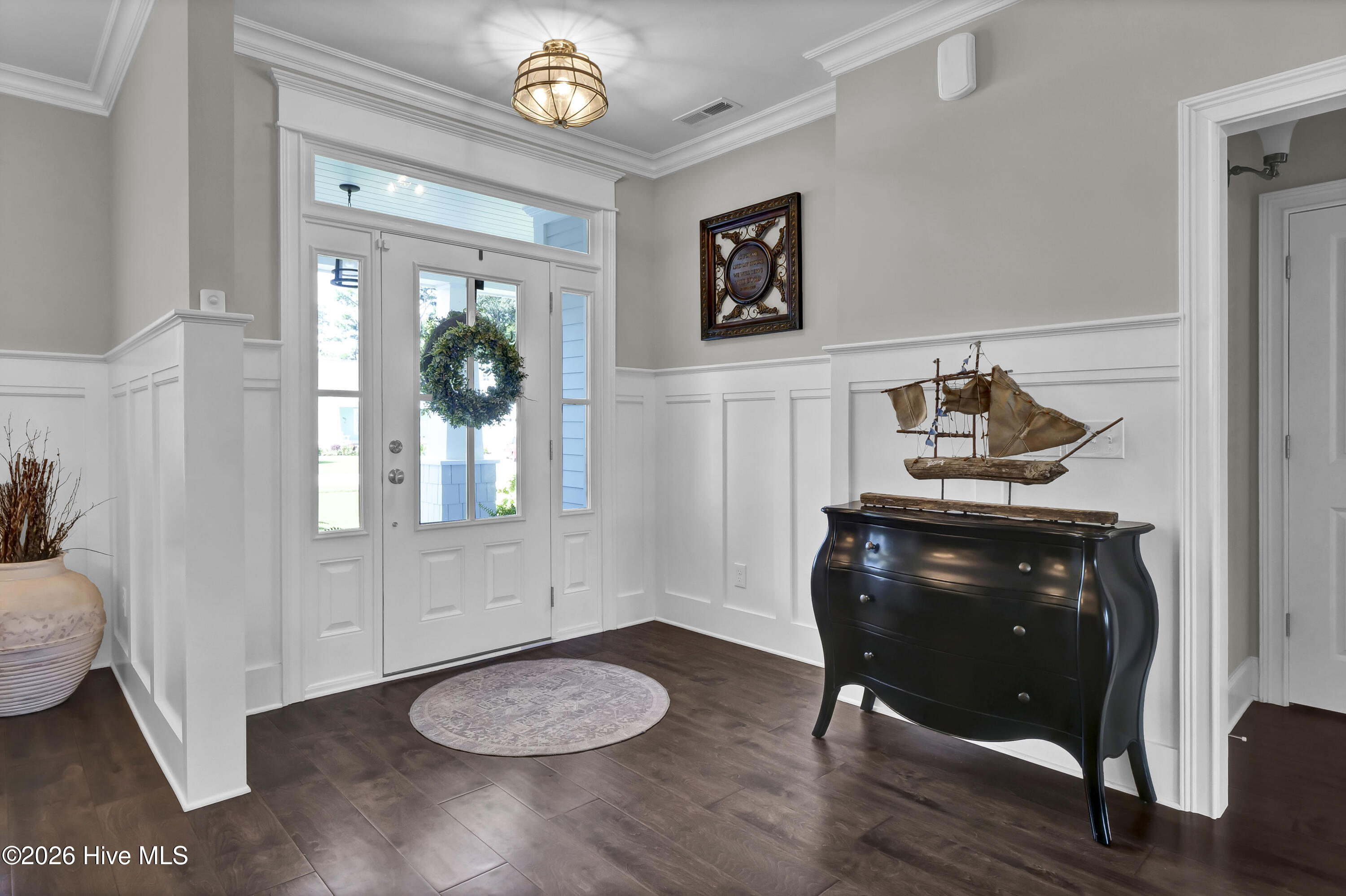 100569148 | Photo 13