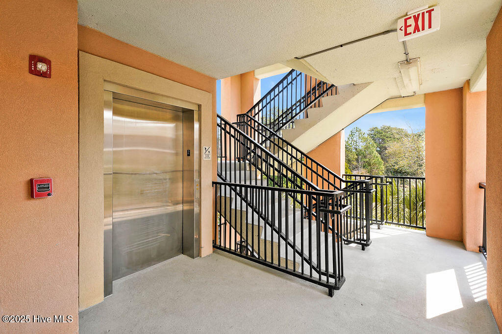 4100MarshGroveLaneUnit4206-2