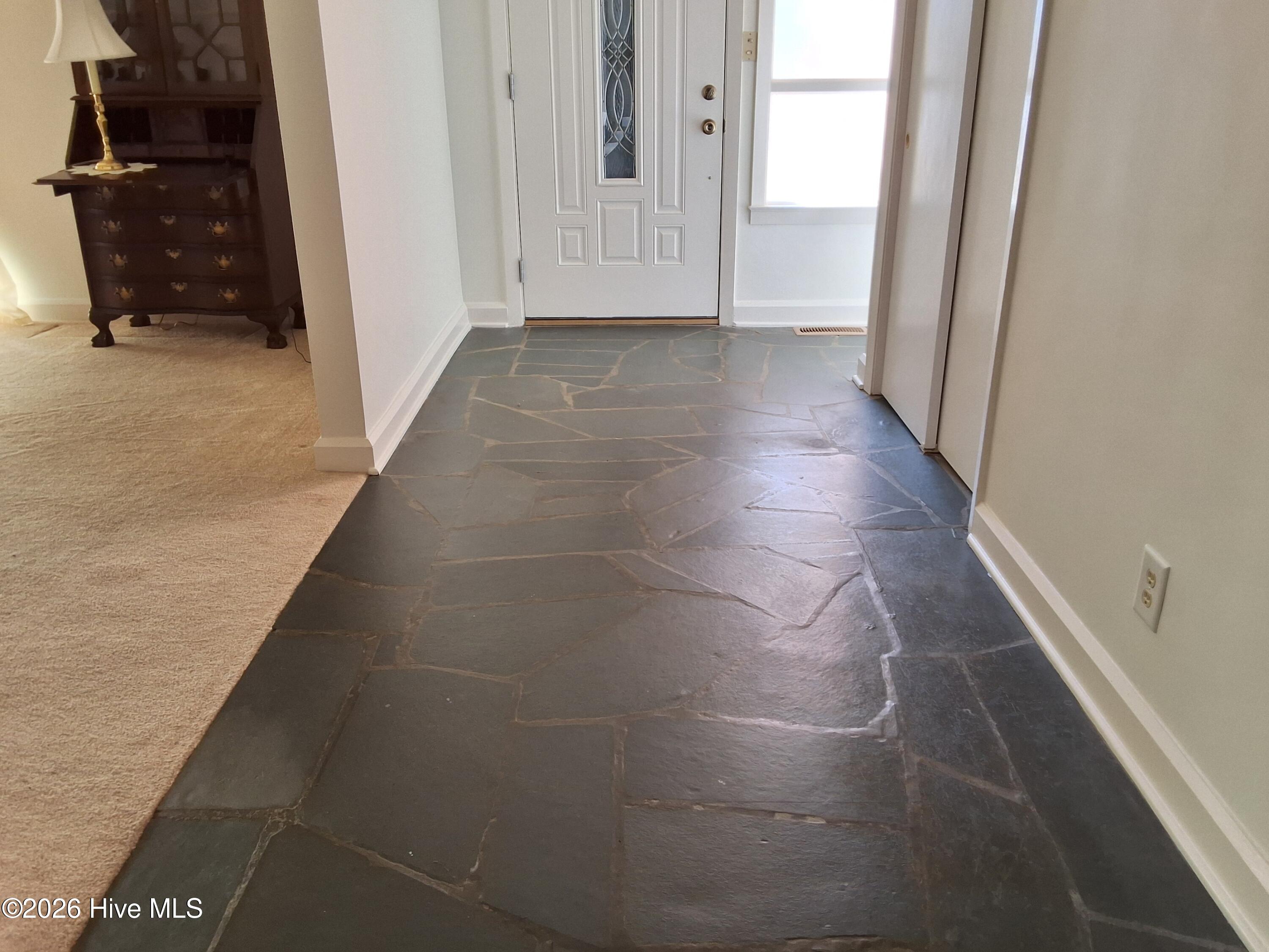 100554569 | Photo 42