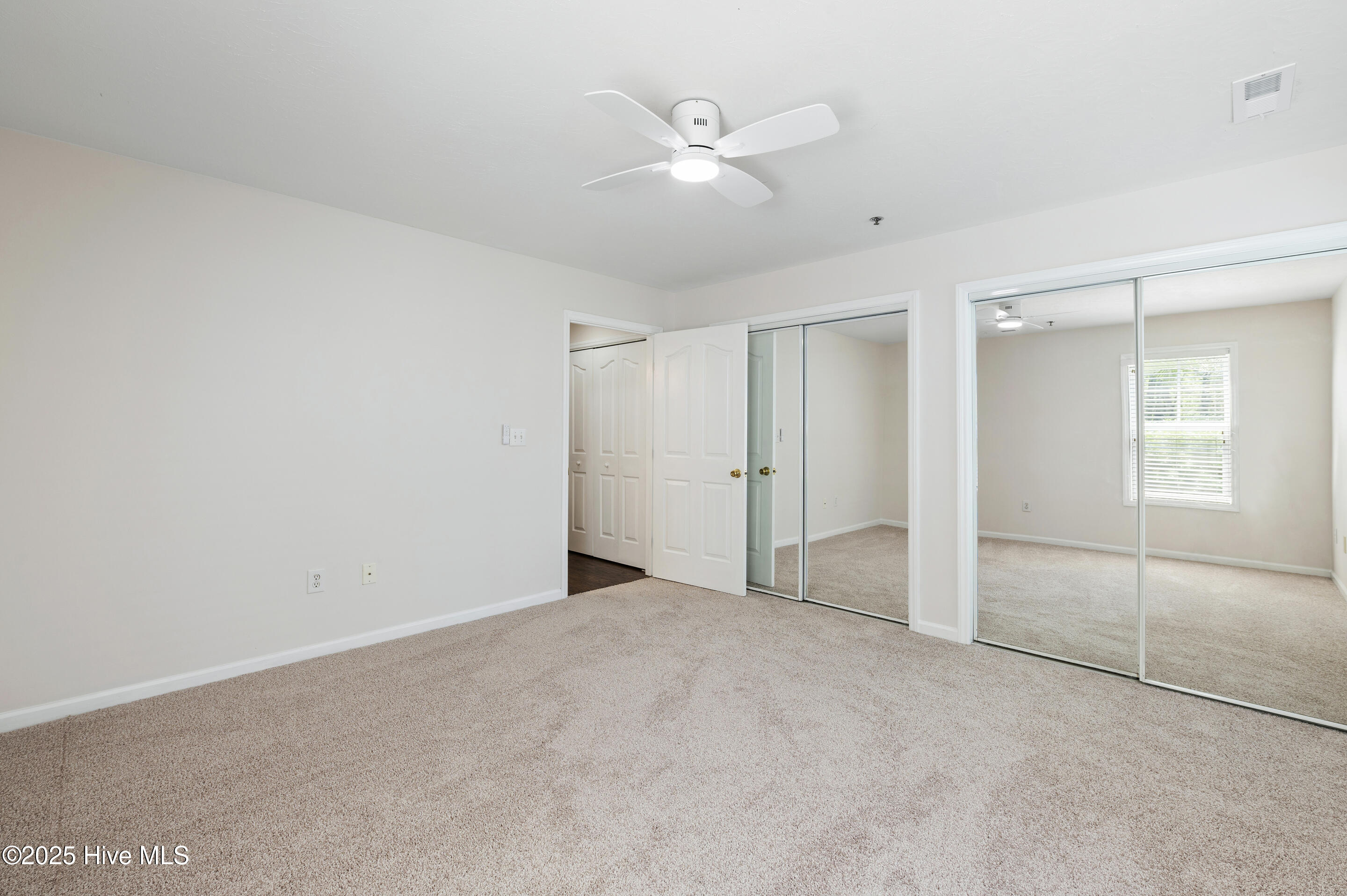 100558054 | Photo 31