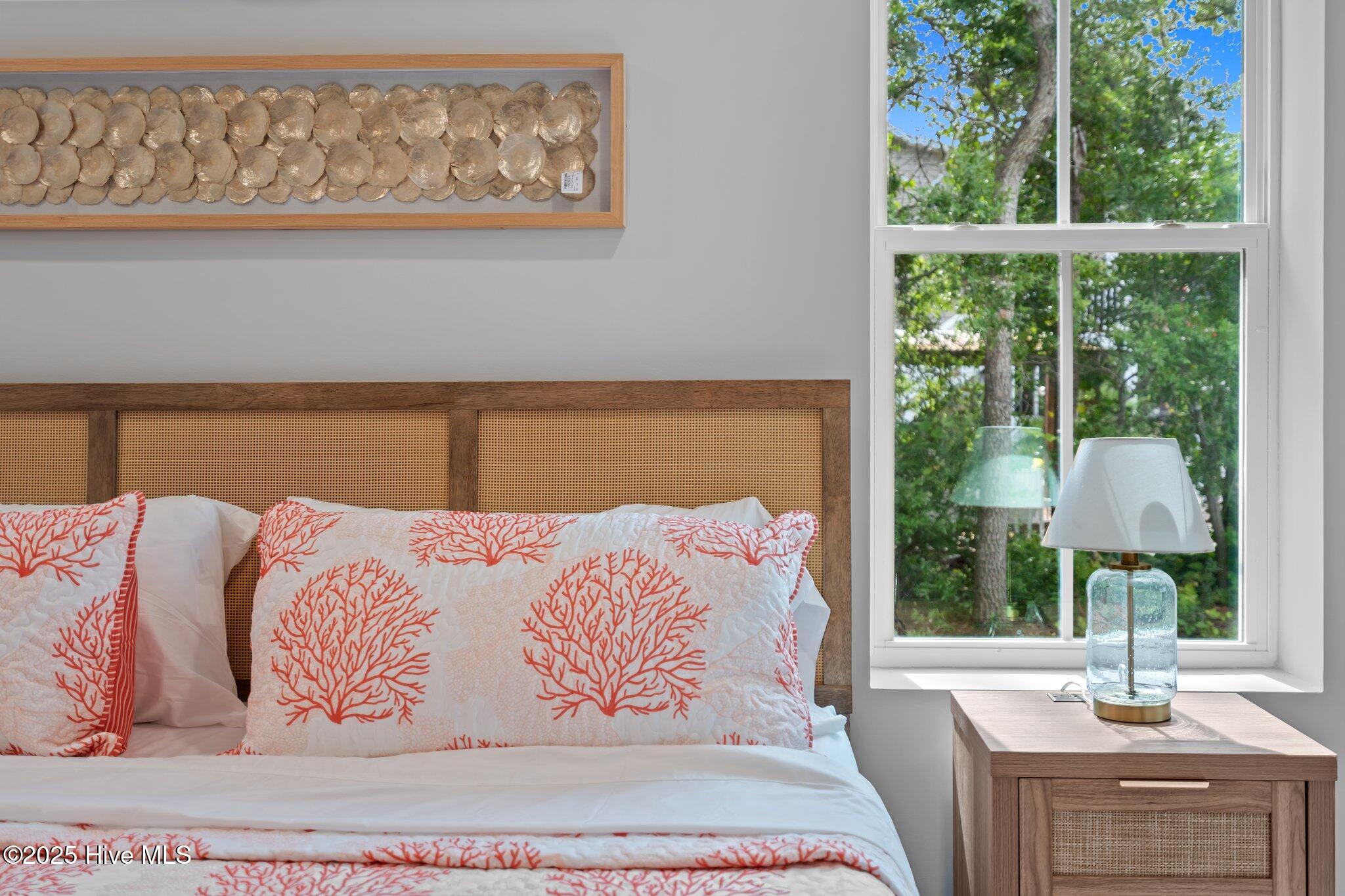 100519500 | Photo 53