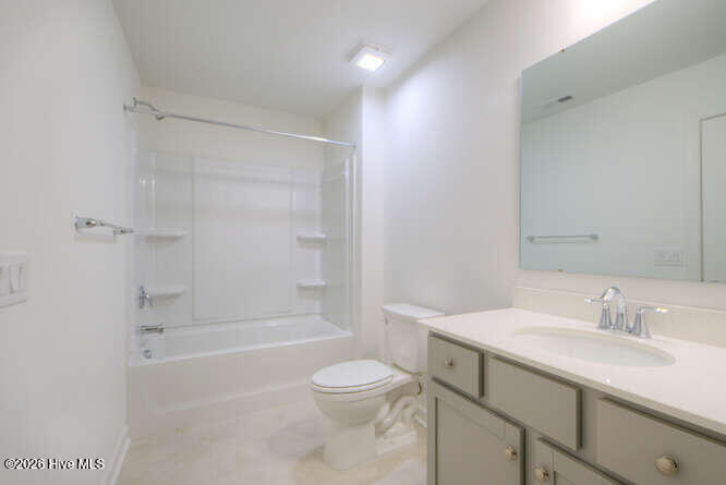 100555461 | Photo 32