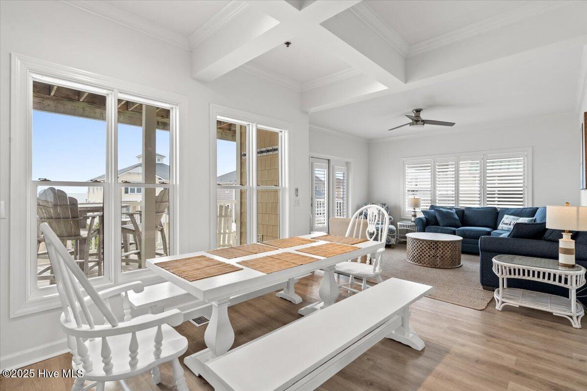 100540998 | Photo 16