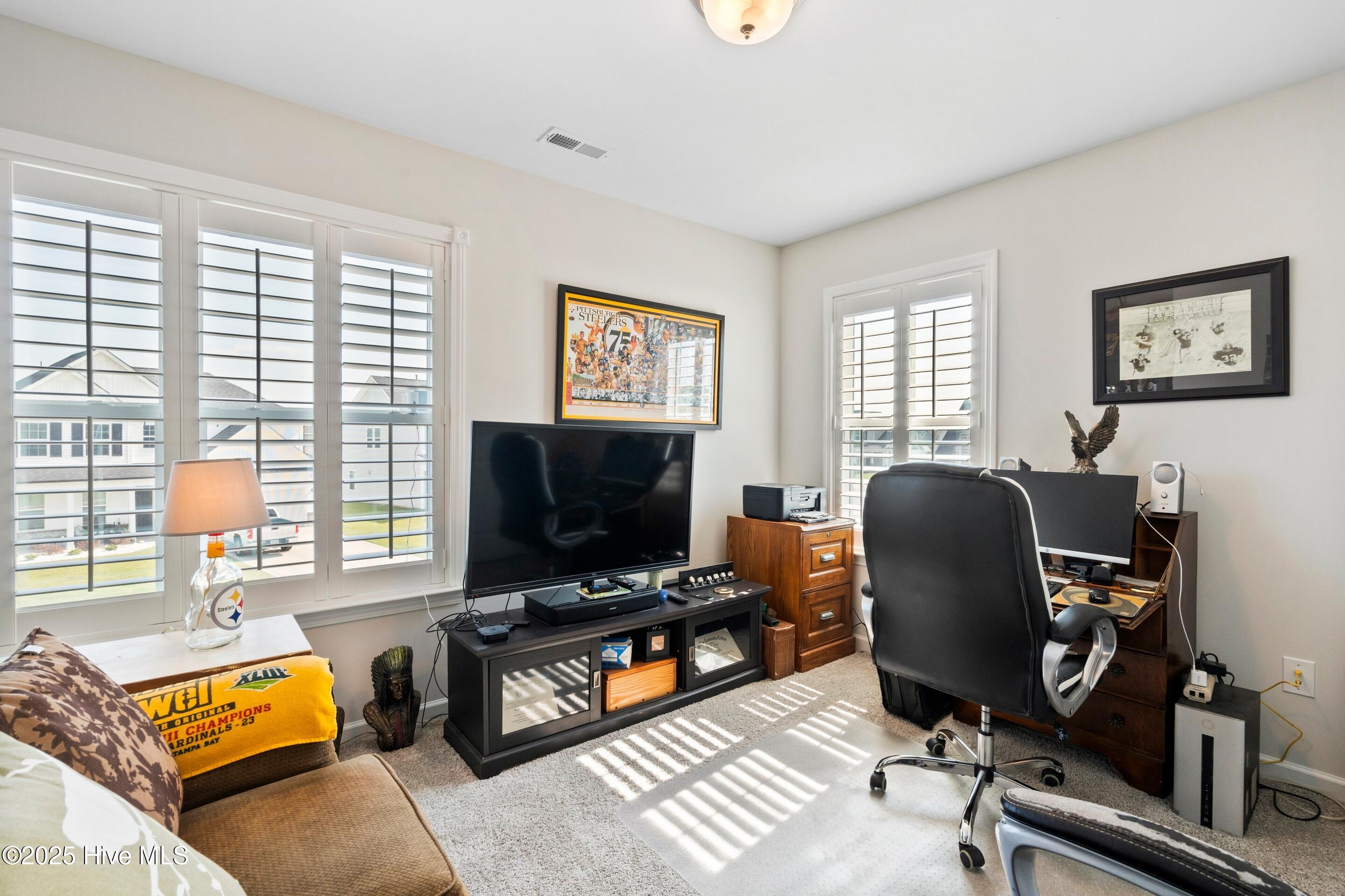 100527071 | Photo 27