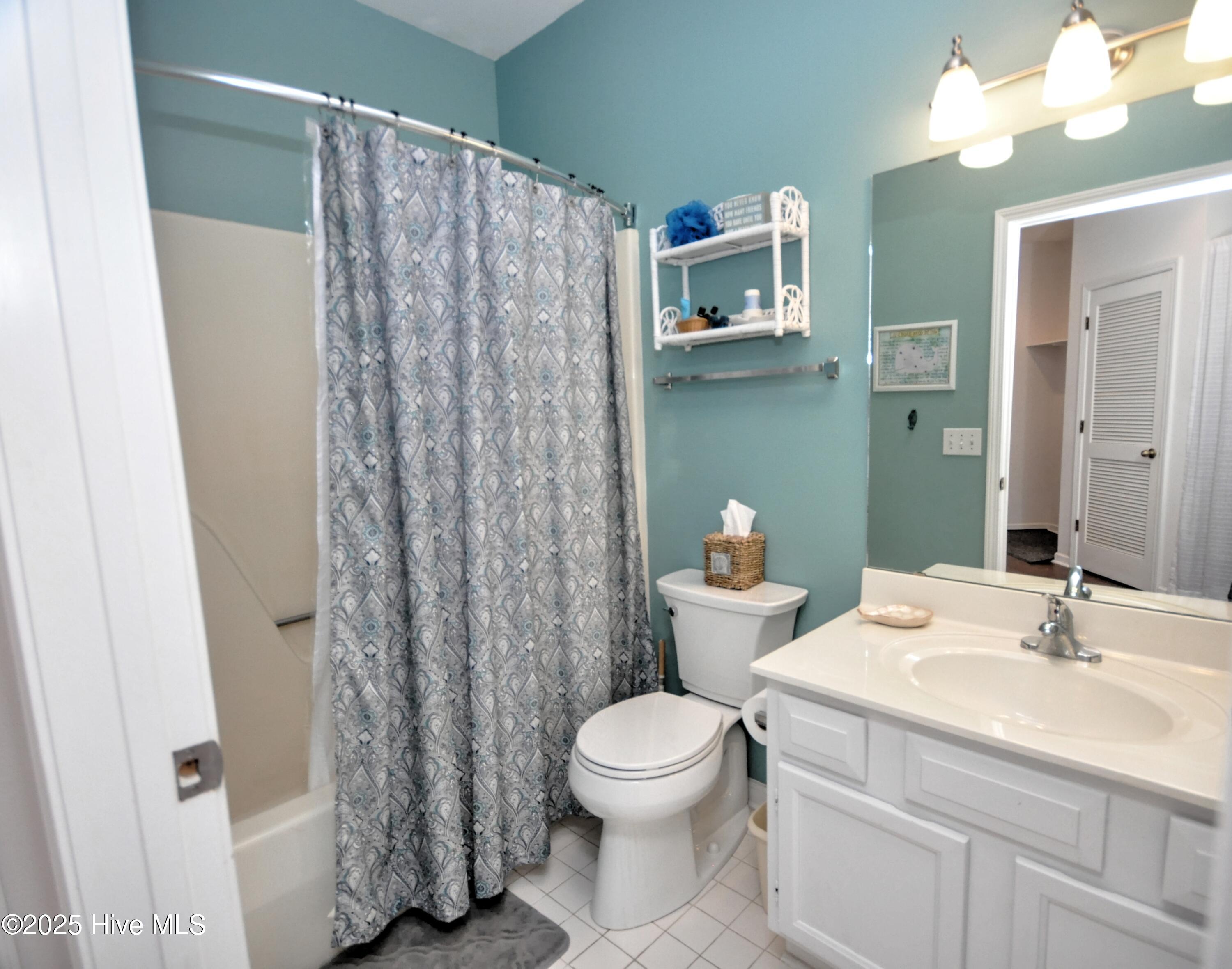 100526351 | Photo 34