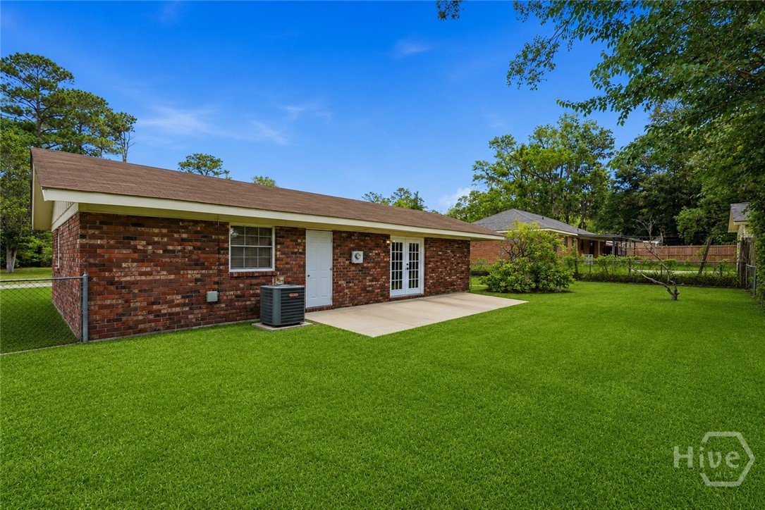 Homes for sale in Savannah, GA | 4 Lucian Cir, Savannah, GA 31406 | MLS# SA357948