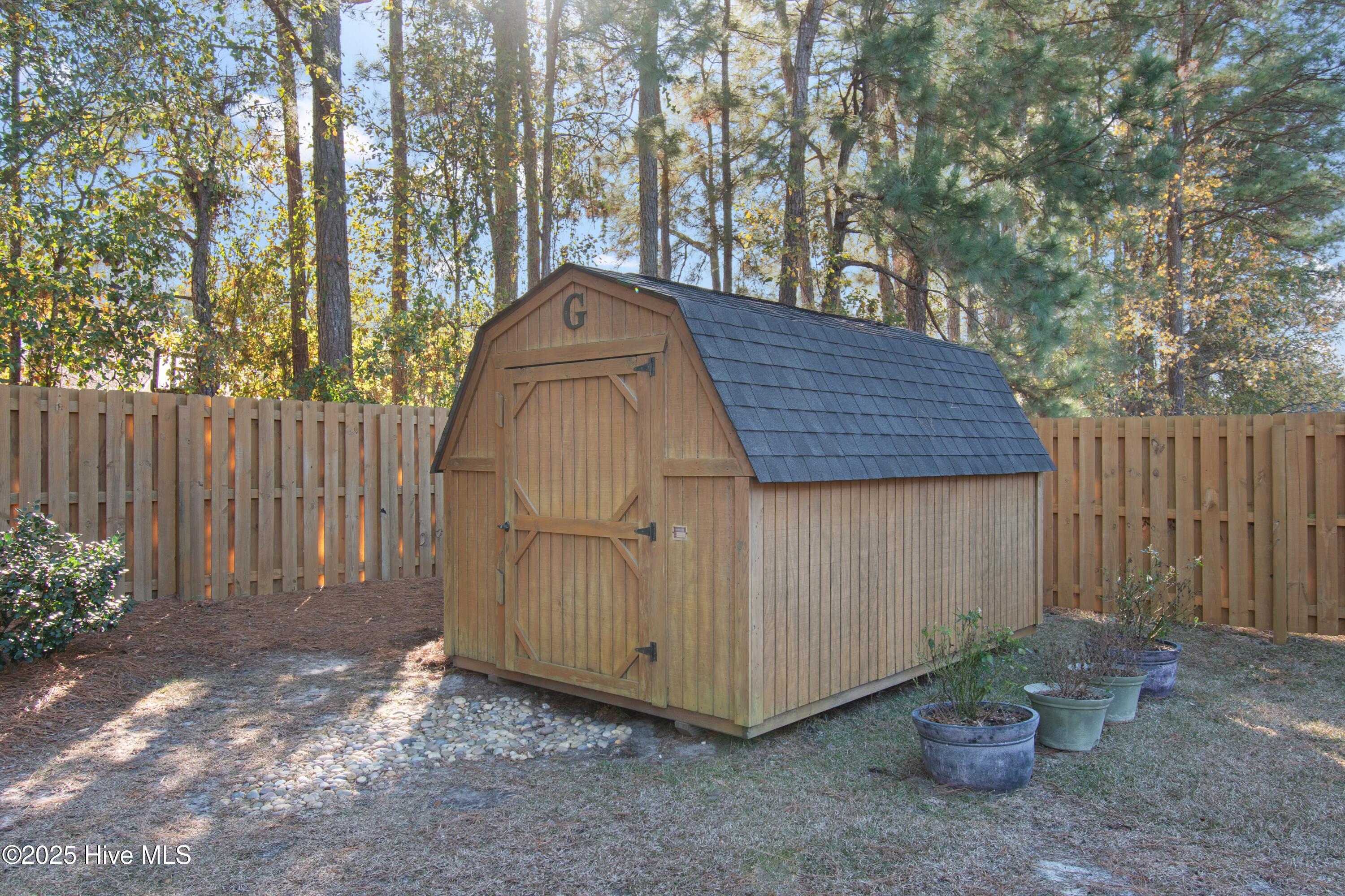 100545881 | Photo 33