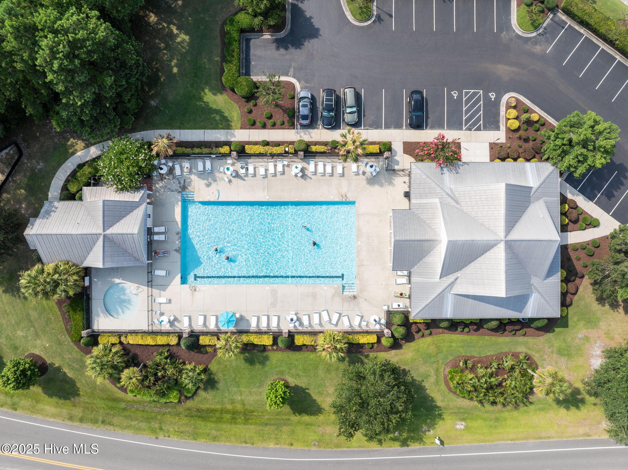 100547166 | Photo 39