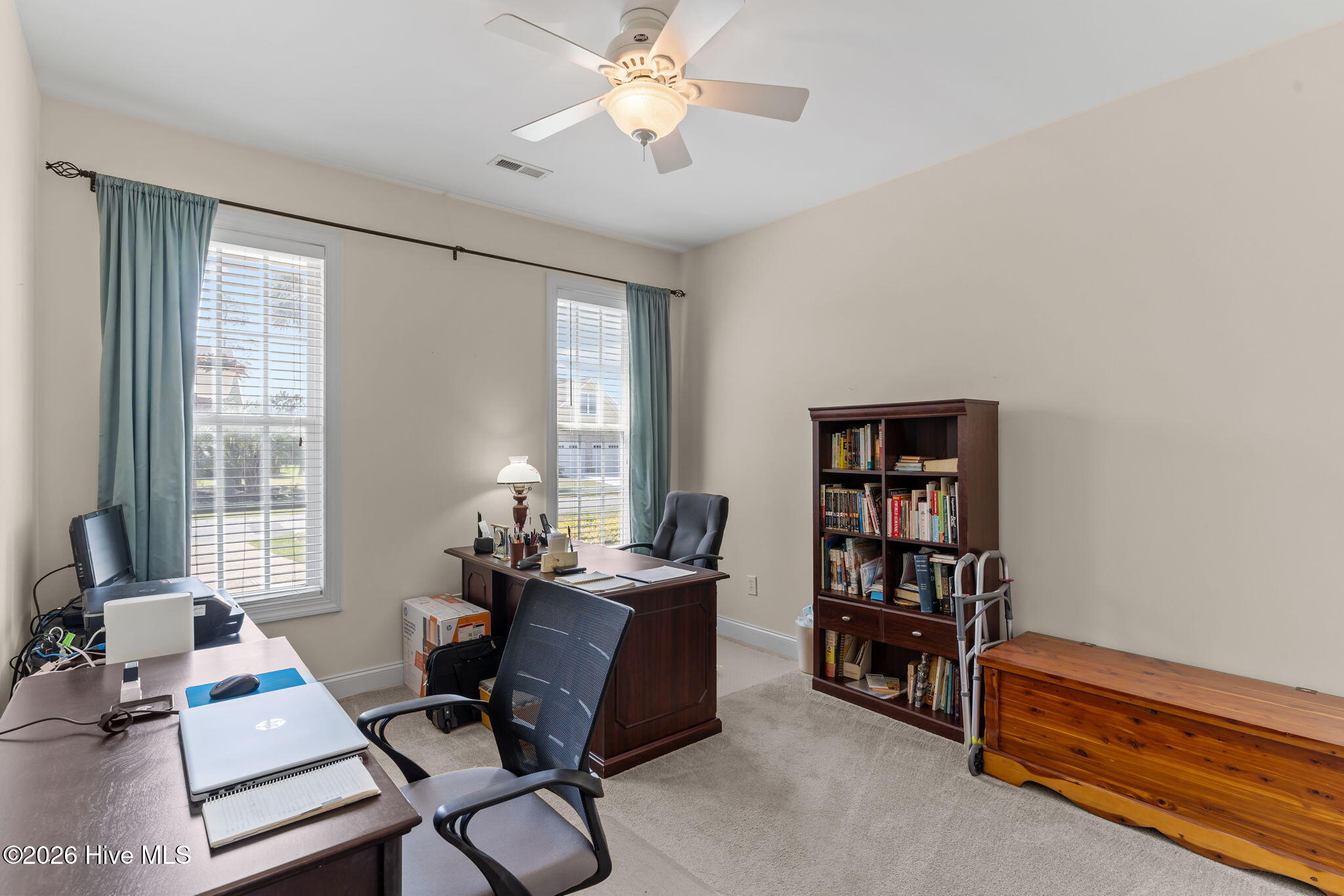 100562859 | Photo 29