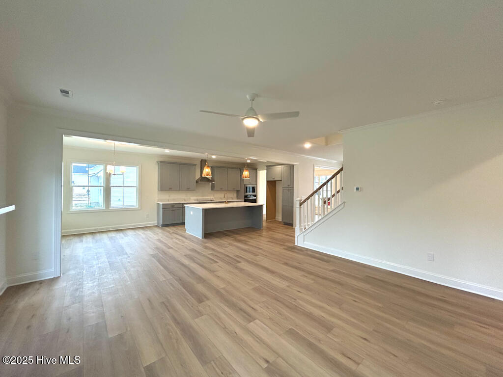 100510168 | Photo 31