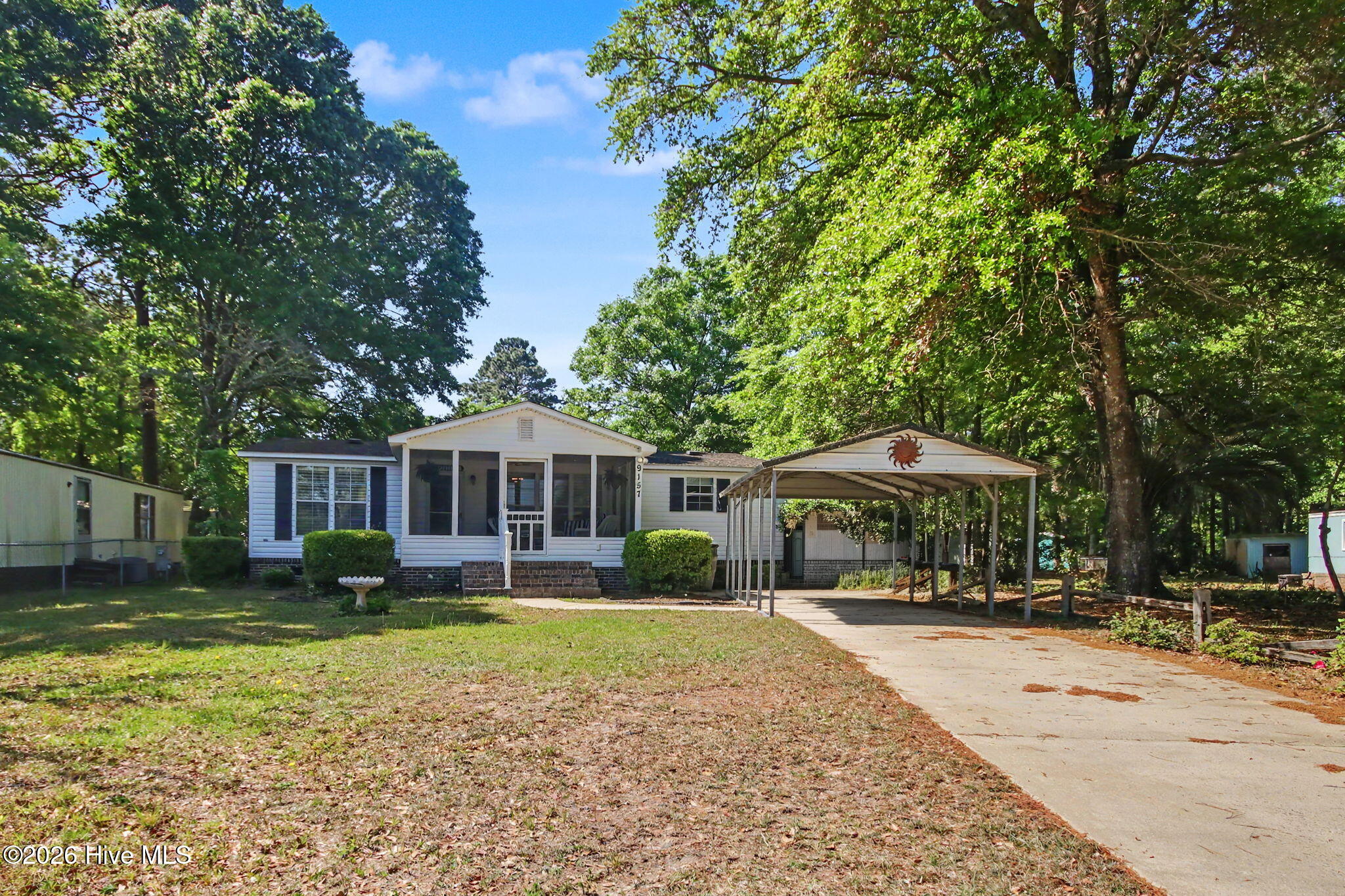 100568014 | Photo 20