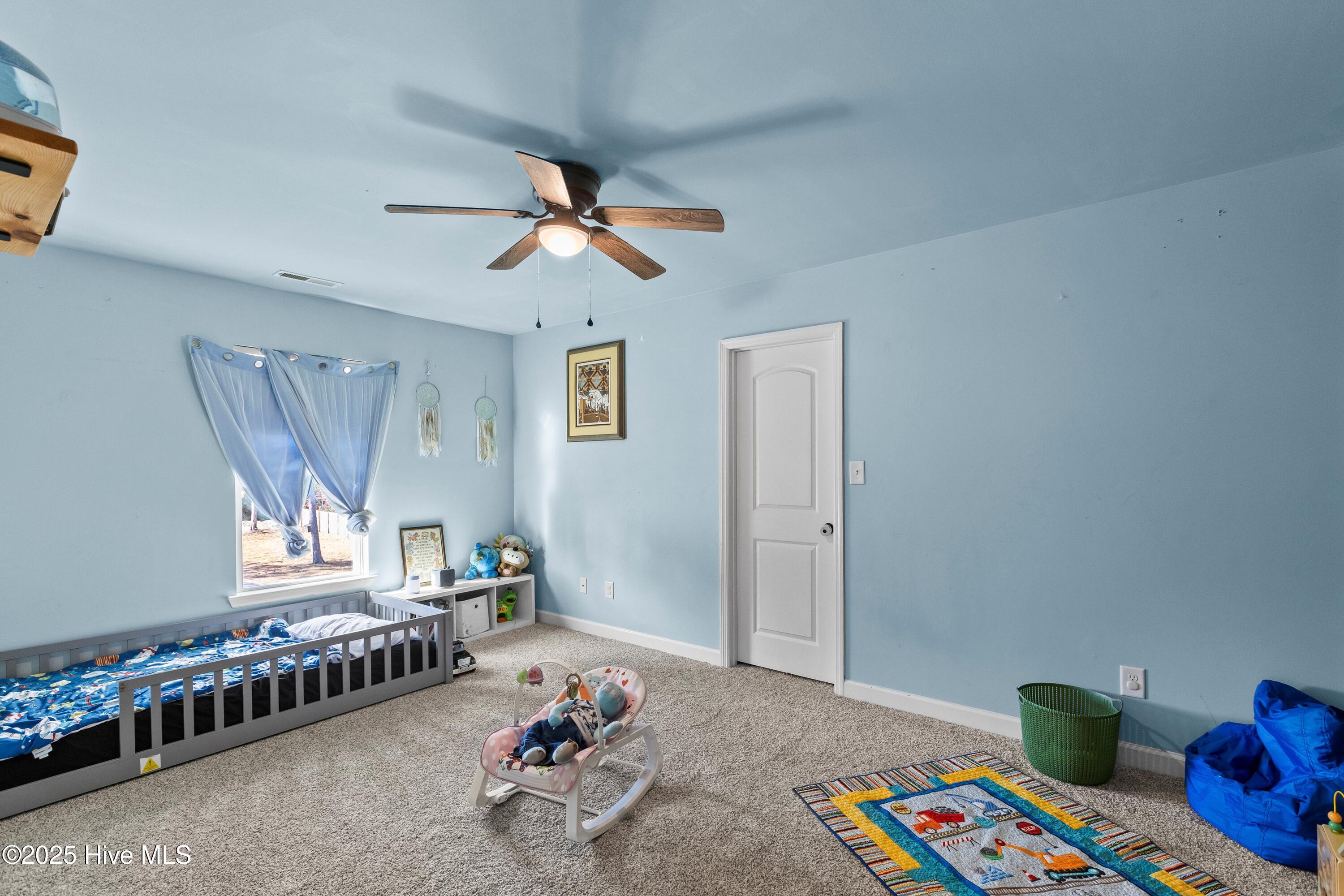 100545140 | Photo 30