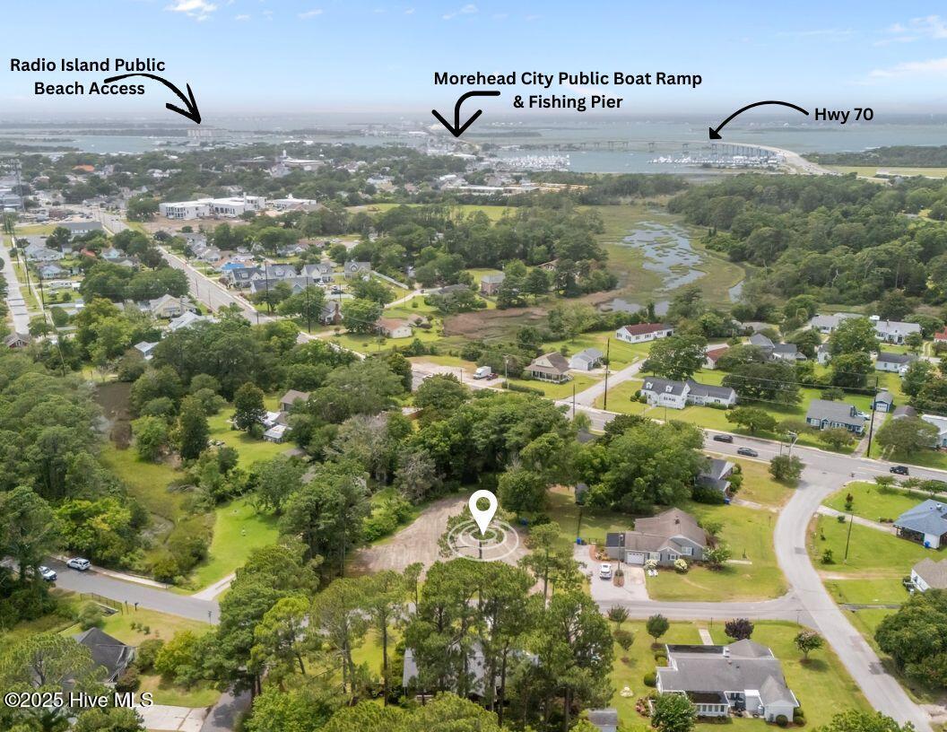 203 Sherwood Boulevard,Beaufort