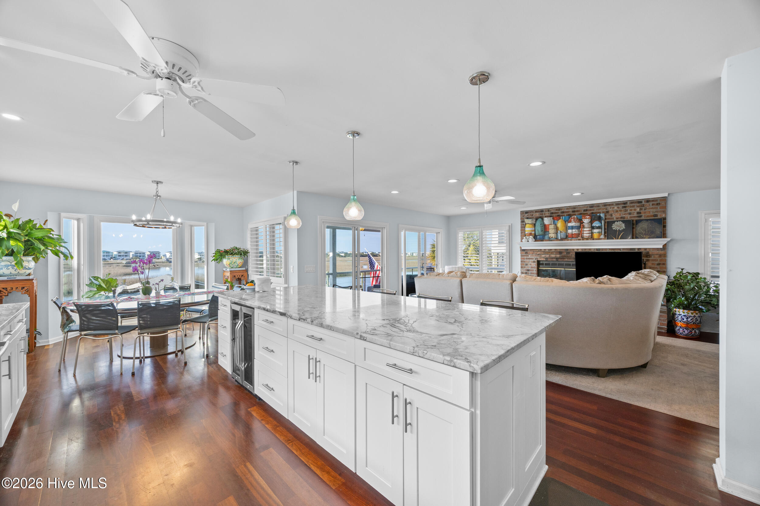 100564811 | Photo 11