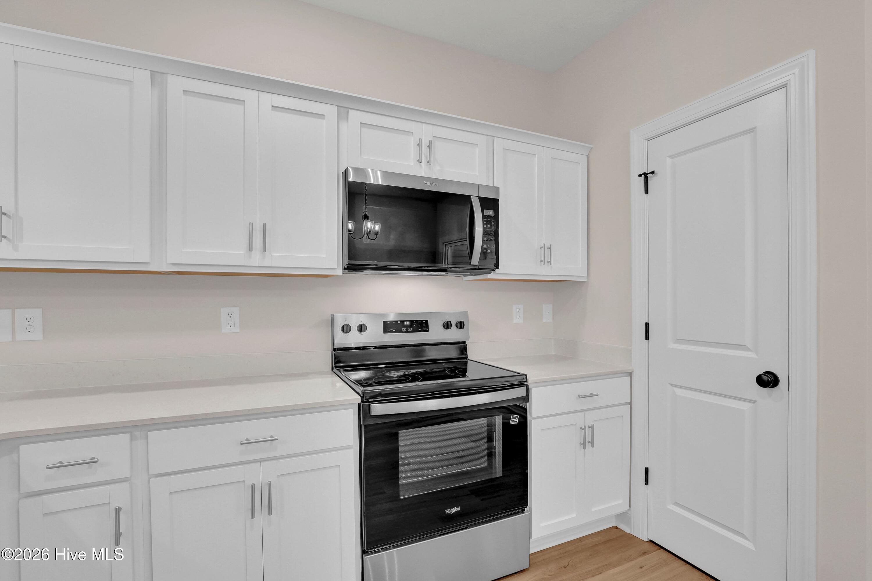 100559482 | Photo 14