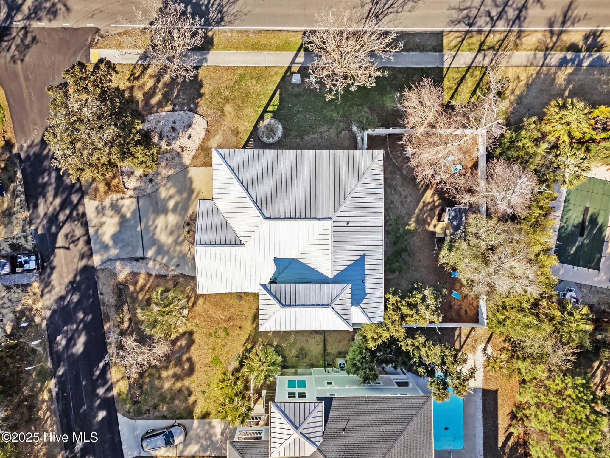 100516737 | Photo 87