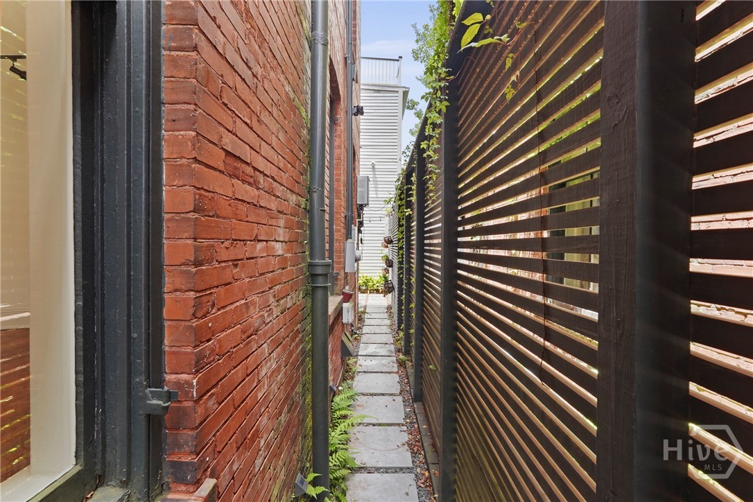 415 Whitaker Street, Savannah, GA, 31401