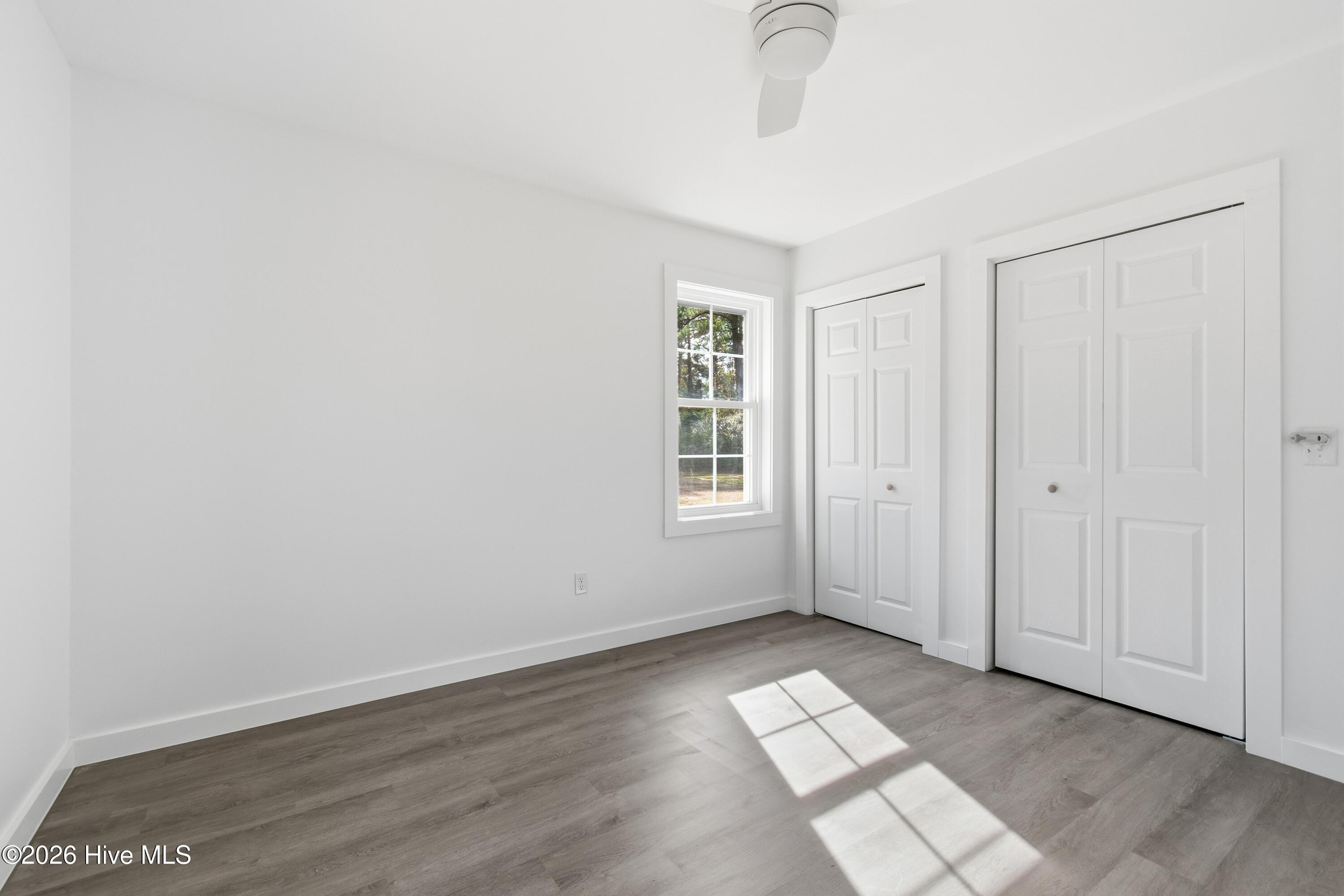 100550863 | Photo 31