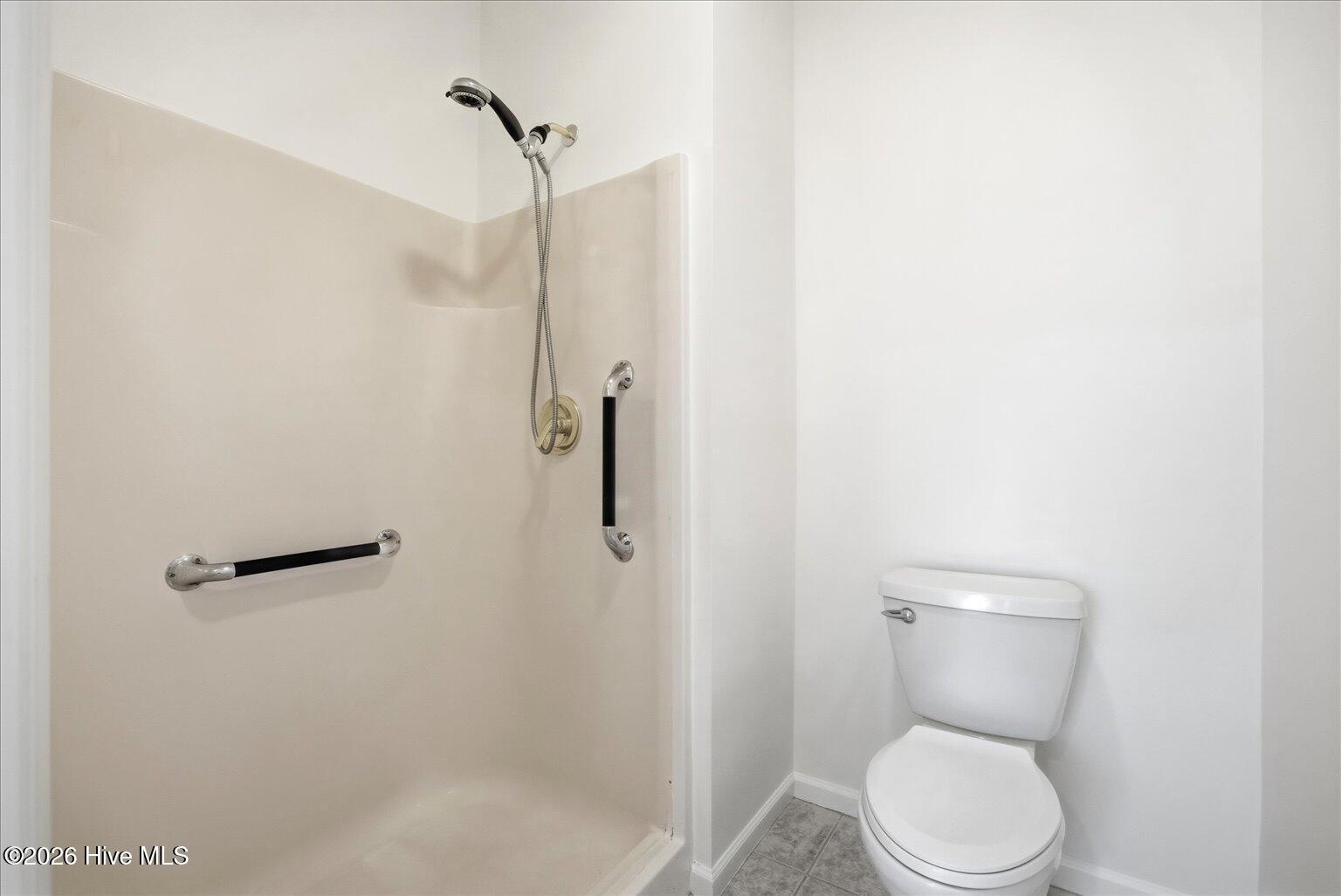 100548784 | Photo 28