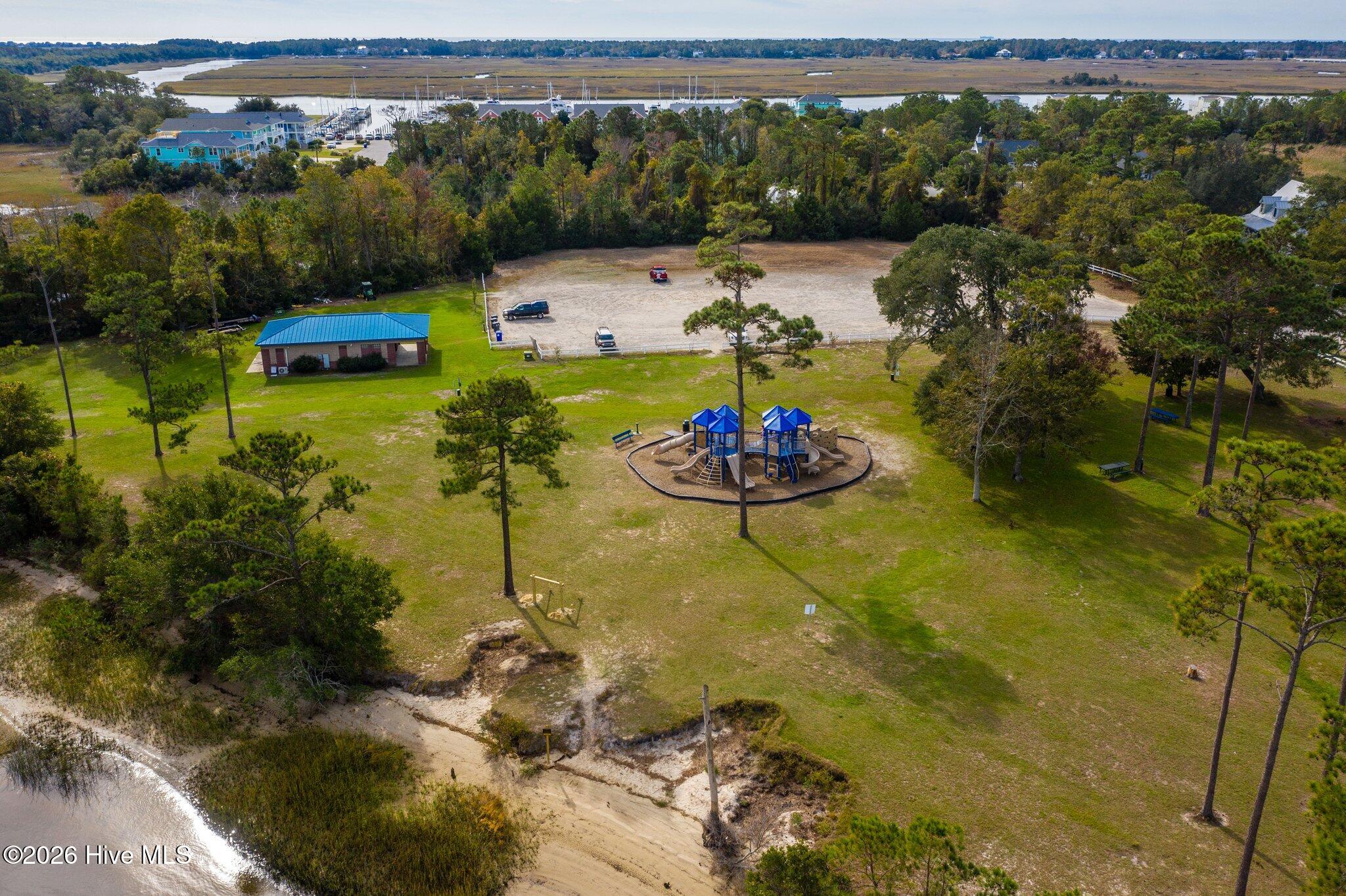 100552024 | Photo 45