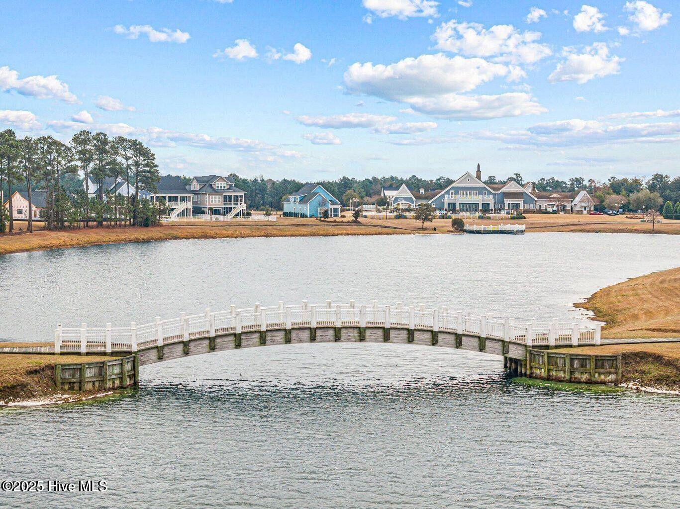 100564274 | Photo 49