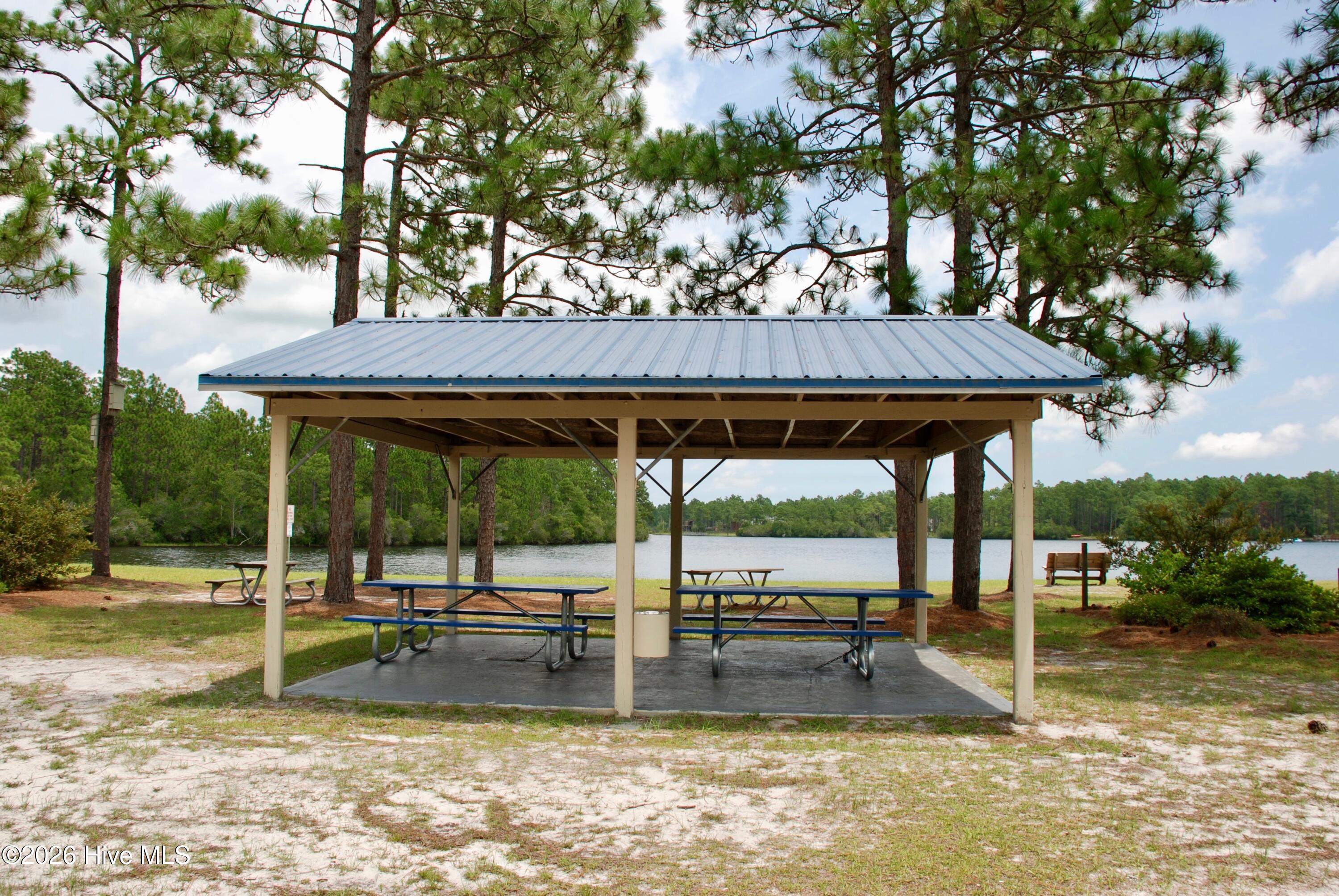 100547437 | Photo 13