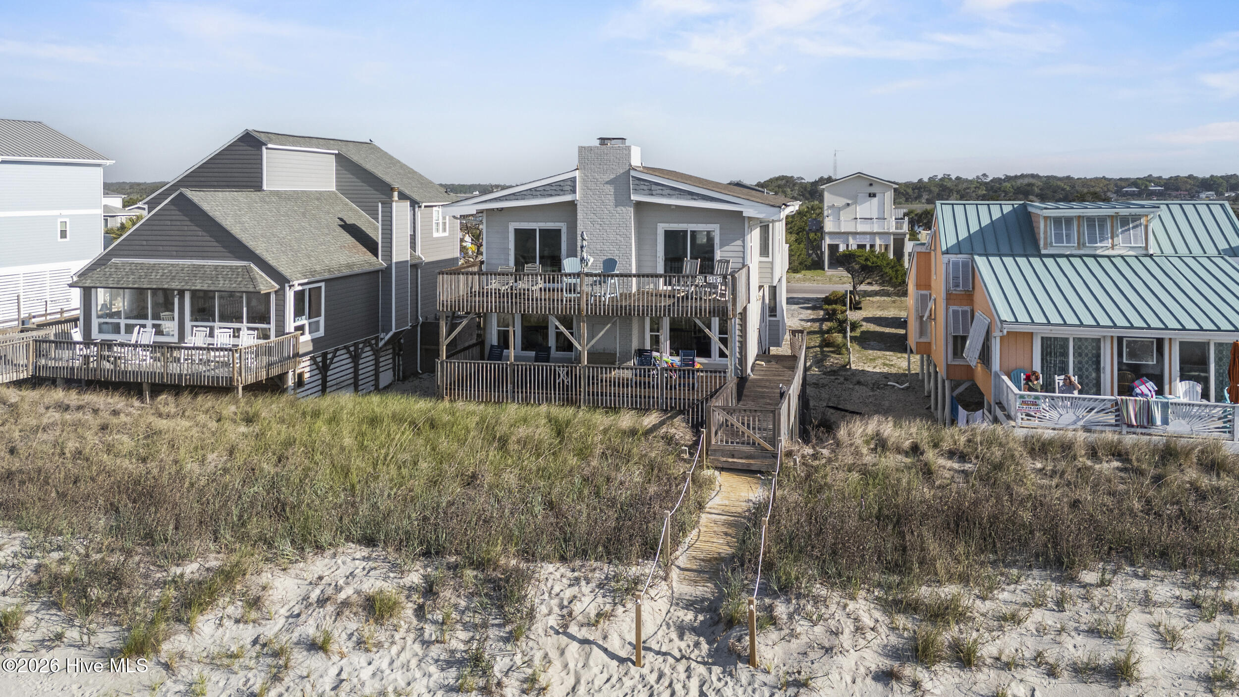 100568545 | Photo 65