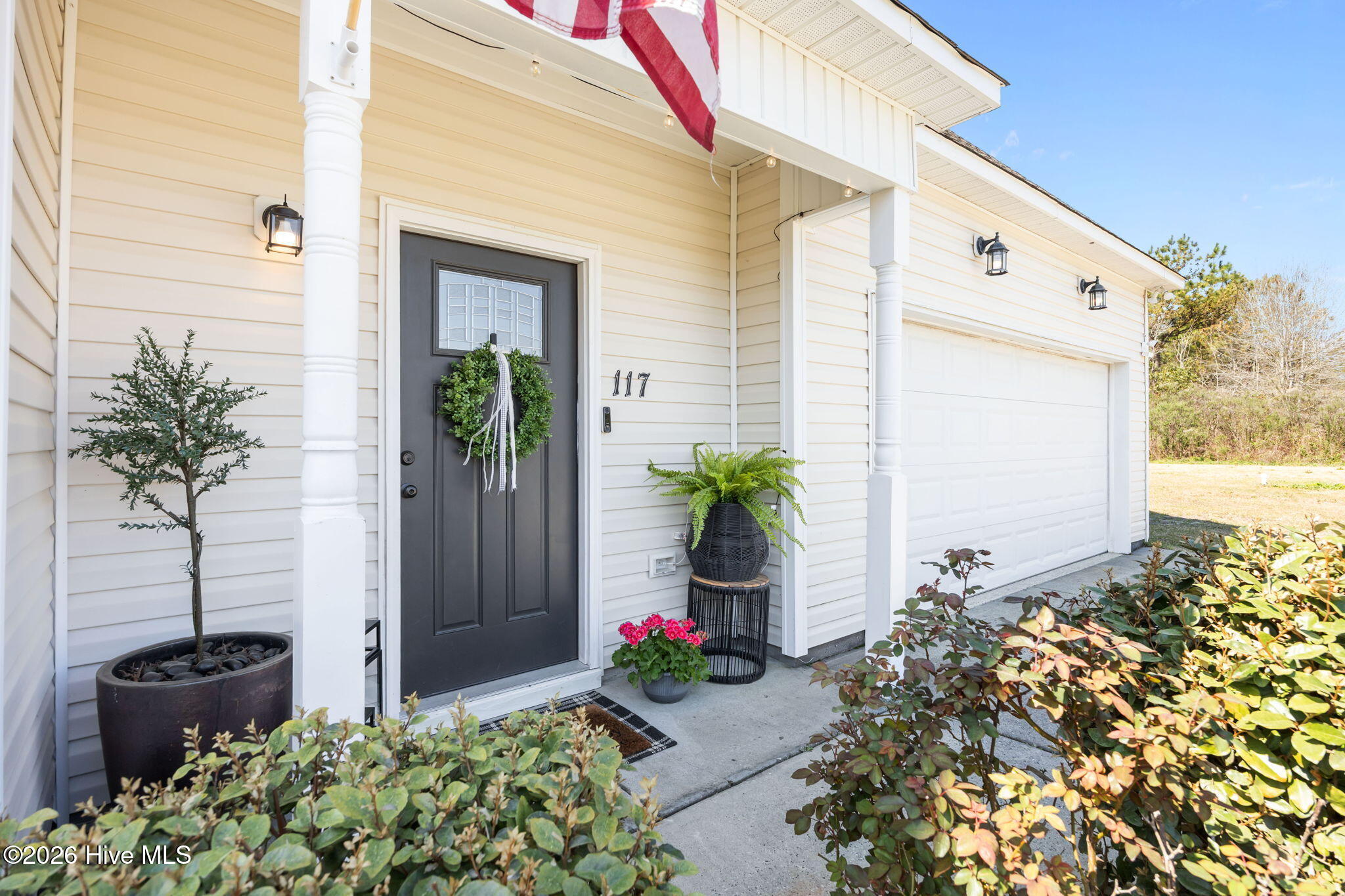 117 Blossom Court, Maple Hill, NC 28454 – photo 7: 47-web-or-mls-117 Blossom Ct. 107
