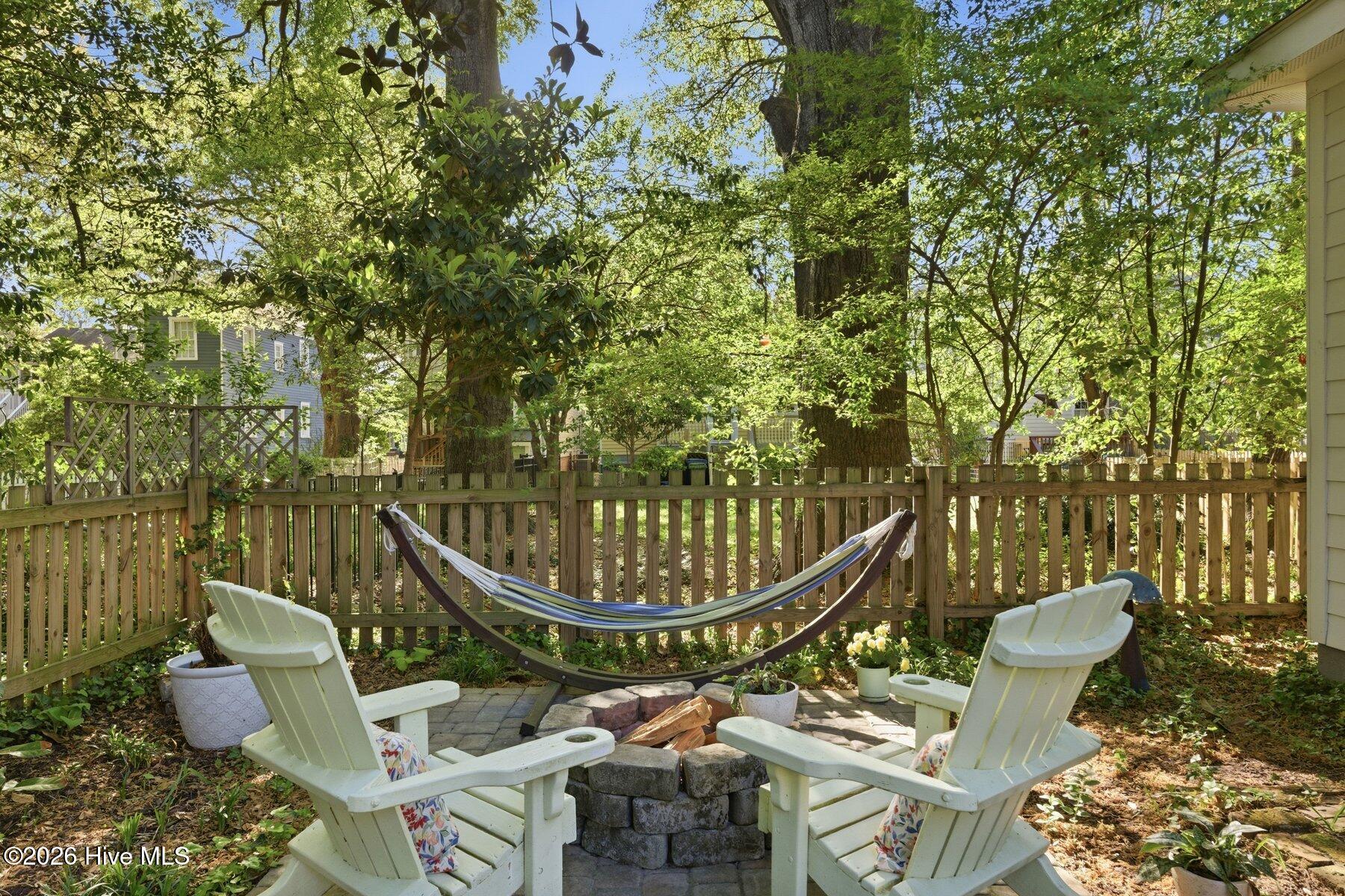 100560142 | Photo 50