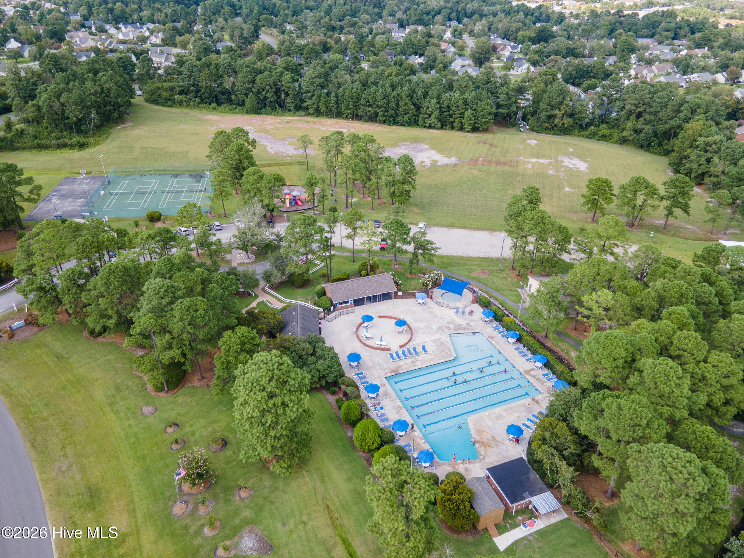 100559027 | Photo 40