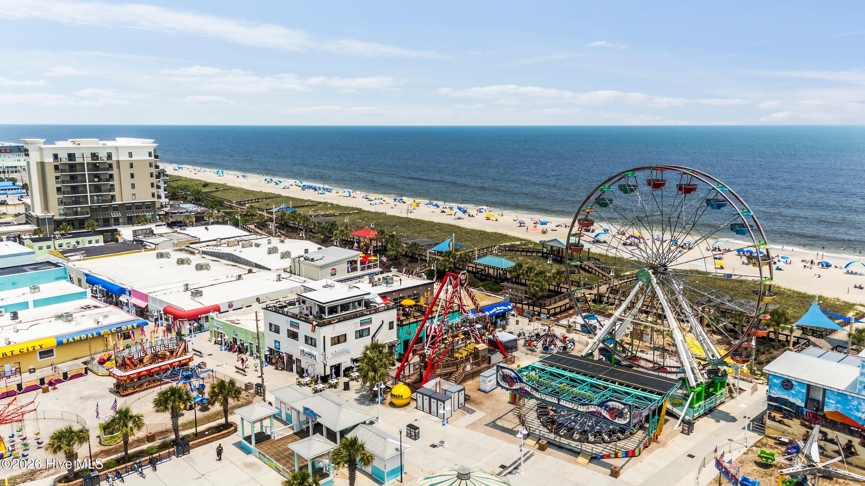 100549169 | Photo 72